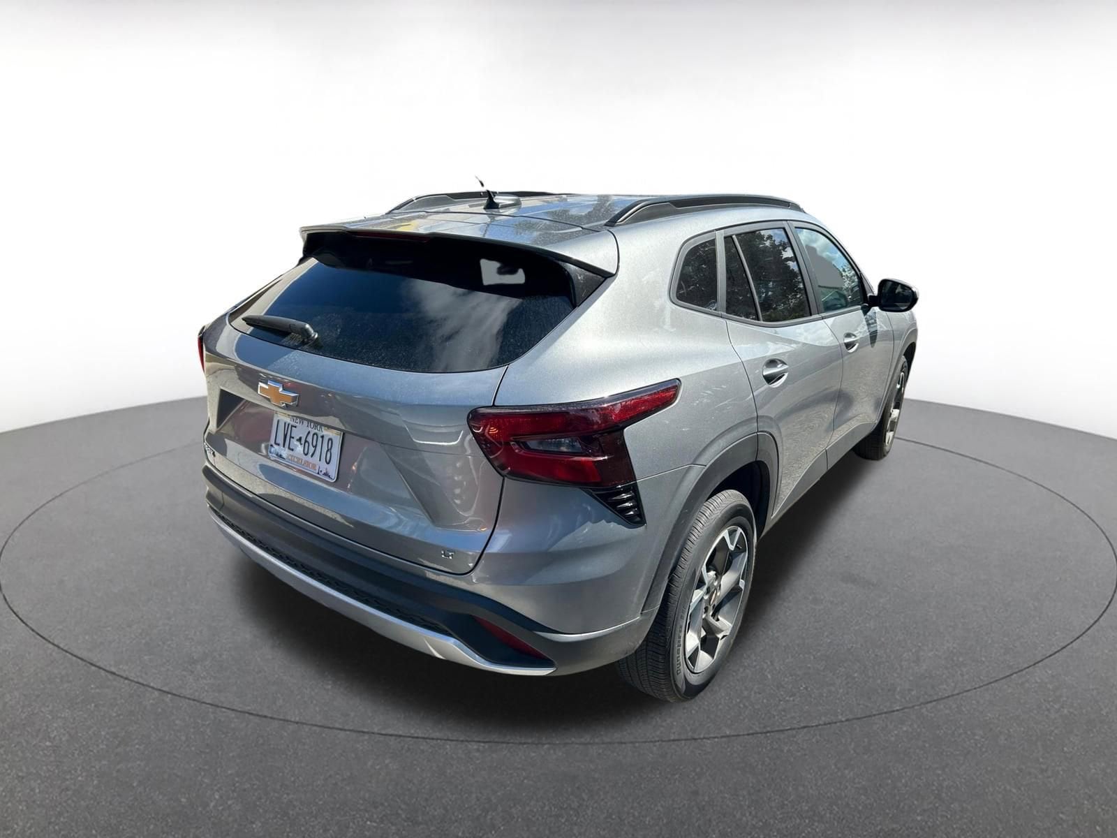 Thumbnail: 2025 Chevrolet Trax - 9