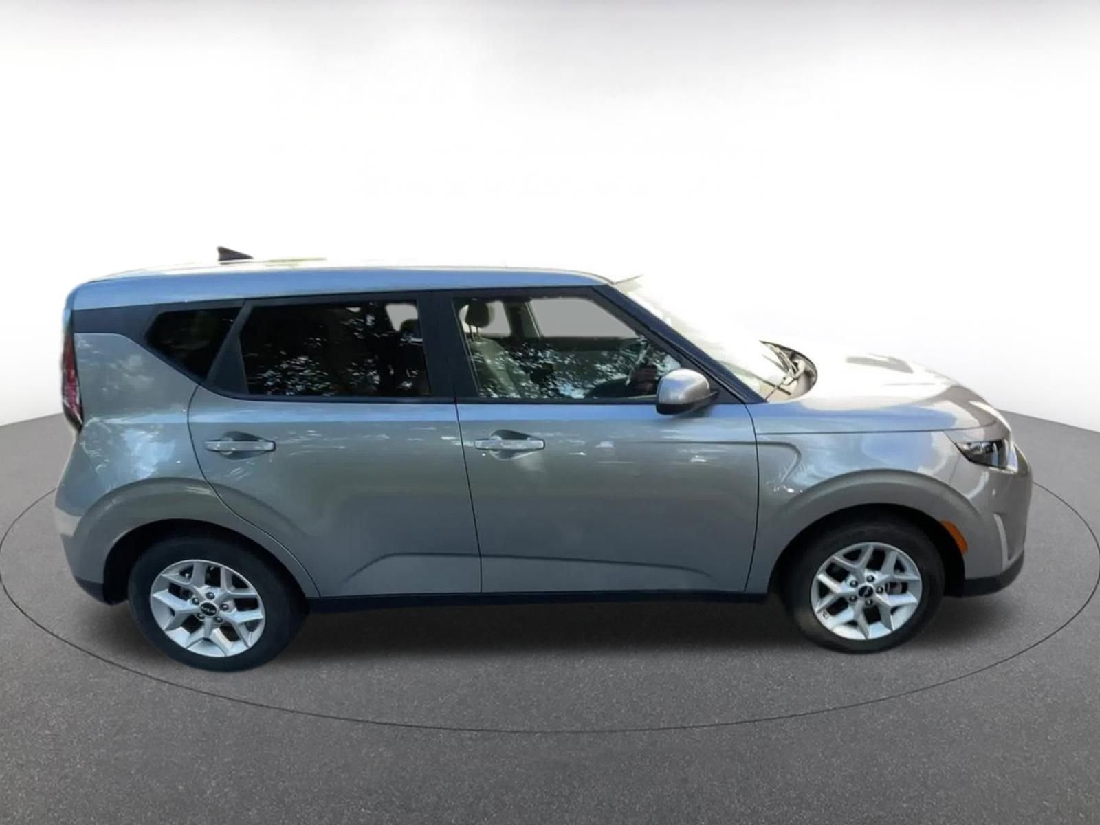 Thumbnail: 2025 Kia Soul - 16