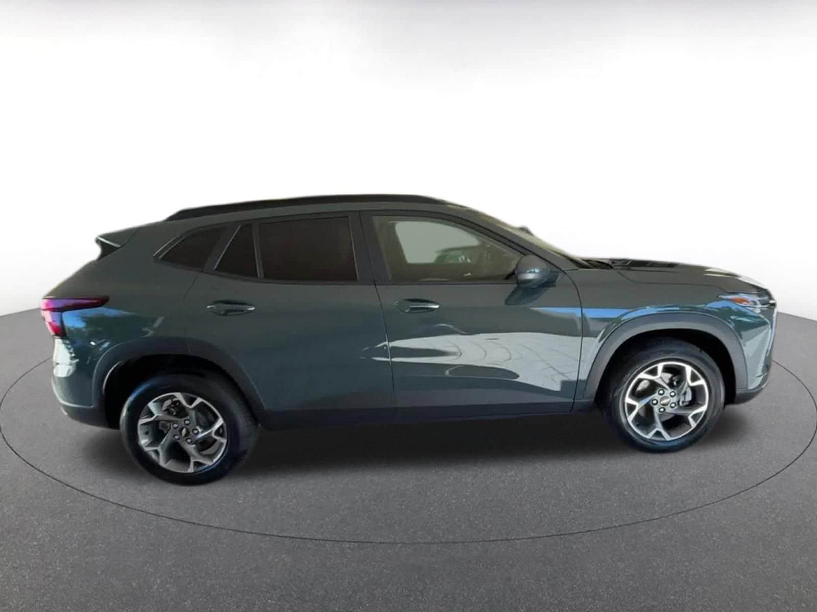 Thumbnail: 2025 Chevrolet Trax - 16