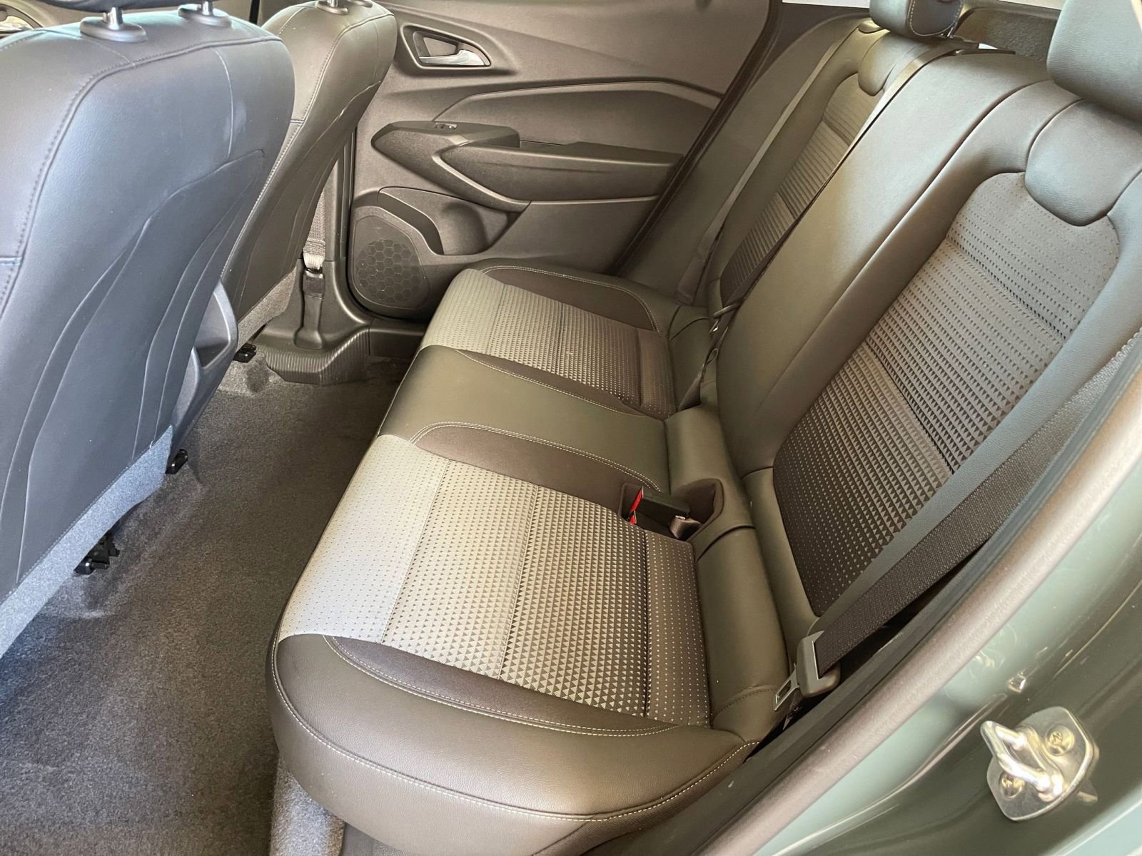 Thumbnail: 2025 Chevrolet Trax - 23