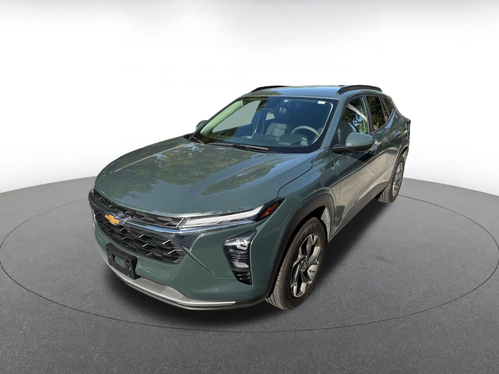 Thumbnail: 2025 Chevrolet Trax - 4