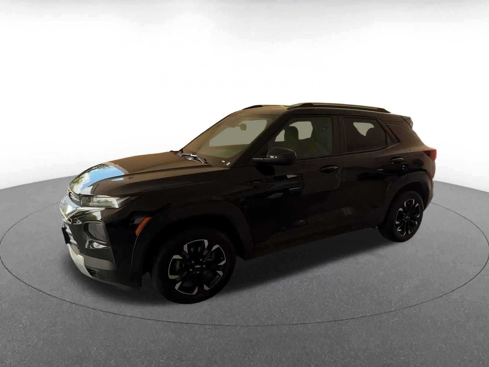 Thumbnail: 2023 Chevrolet TrailBlazer - 8