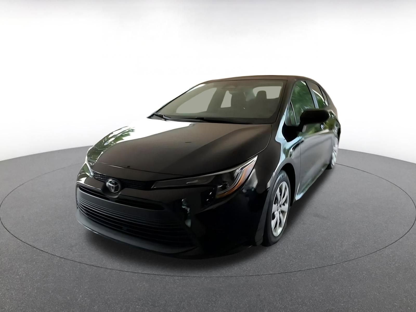 Thumbnail: 2025 Toyota Corolla - 4