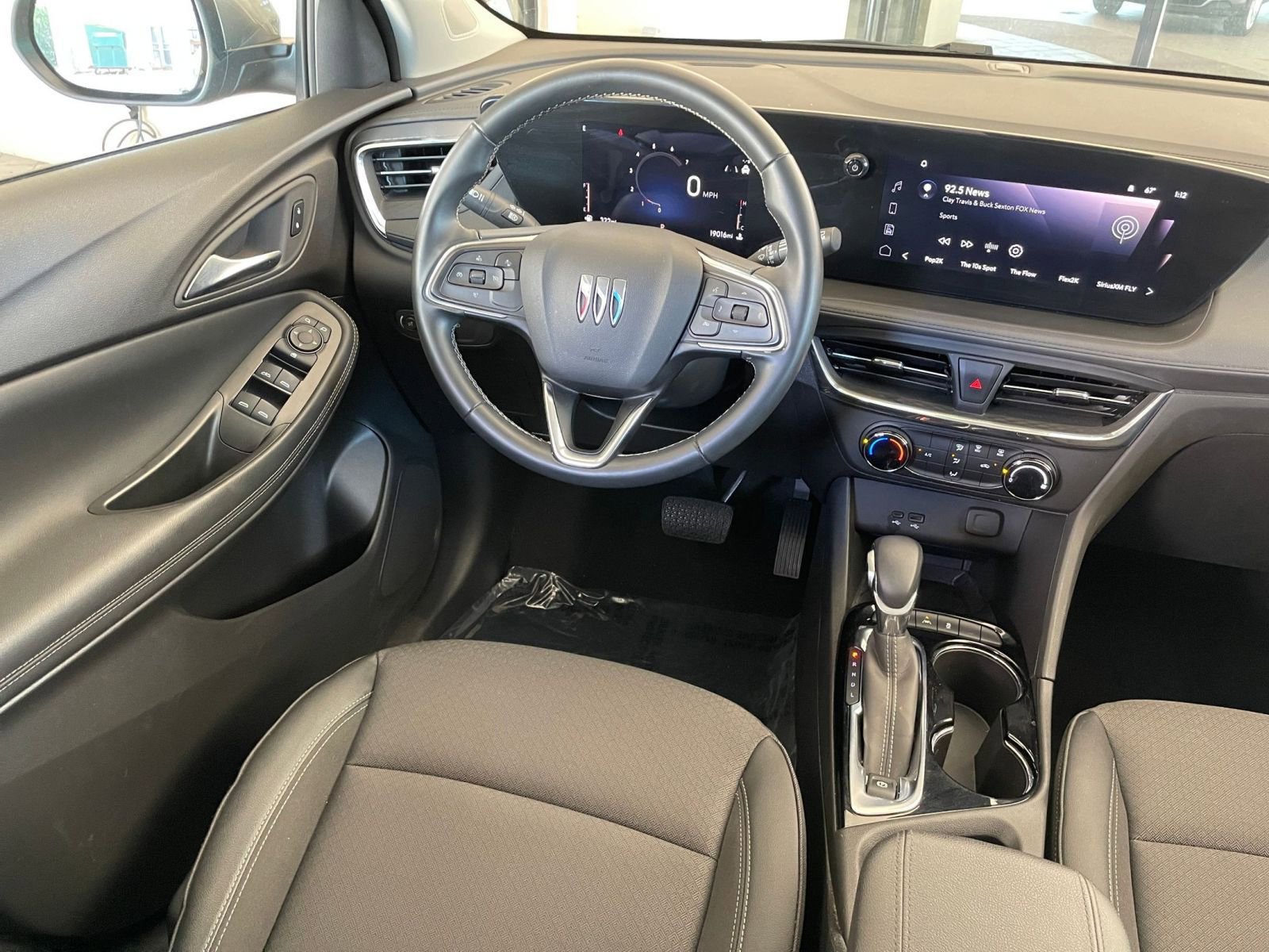 Thumbnail: 2025 Buick Encore GX - 32