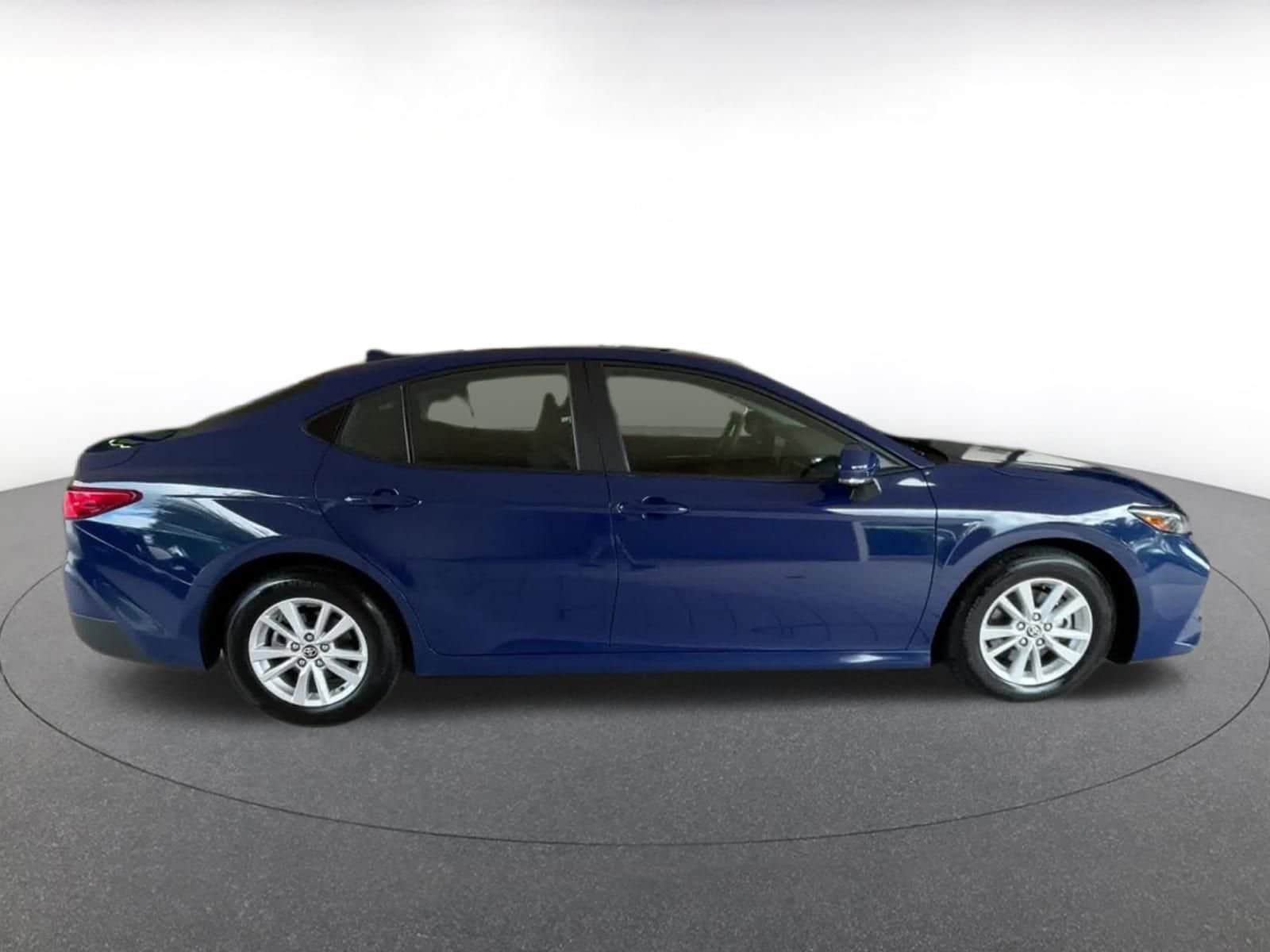 Thumbnail: 2025 Toyota Camry - 16