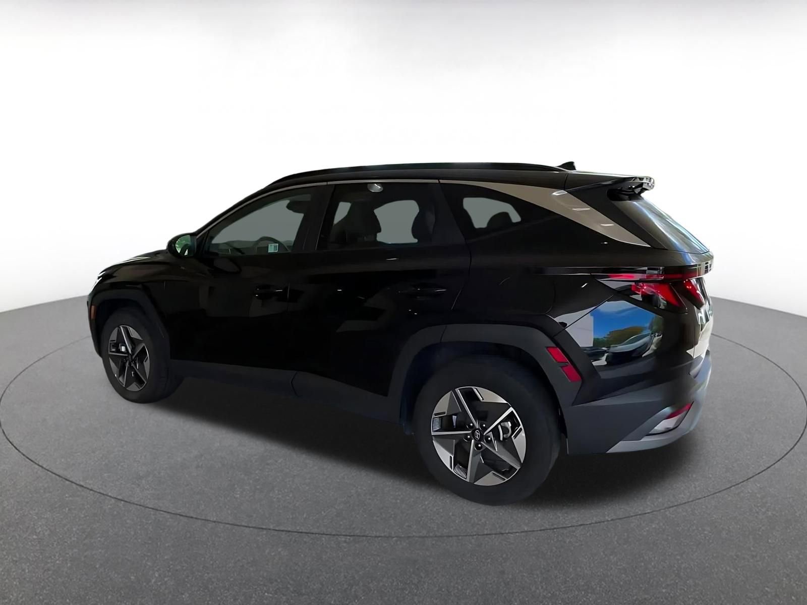 Thumbnail: 2025 Hyundai Tucson - 10