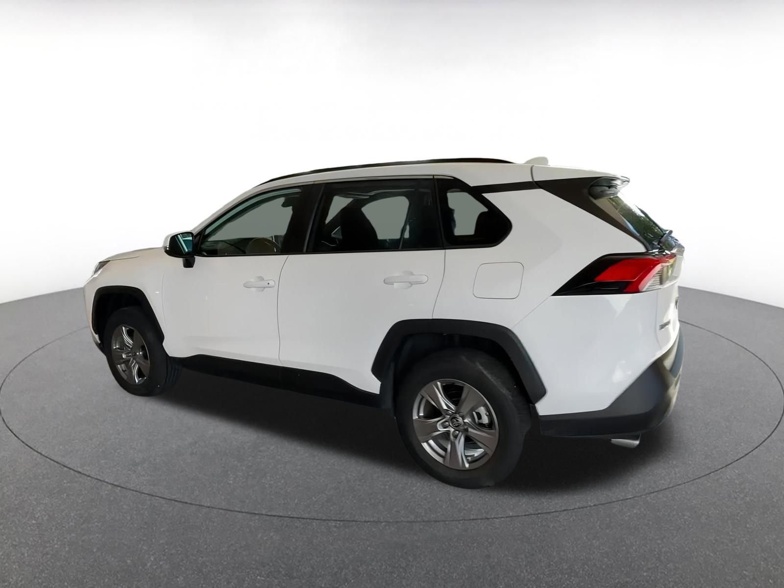 Thumbnail: 2025 Toyota RAV4 - 10