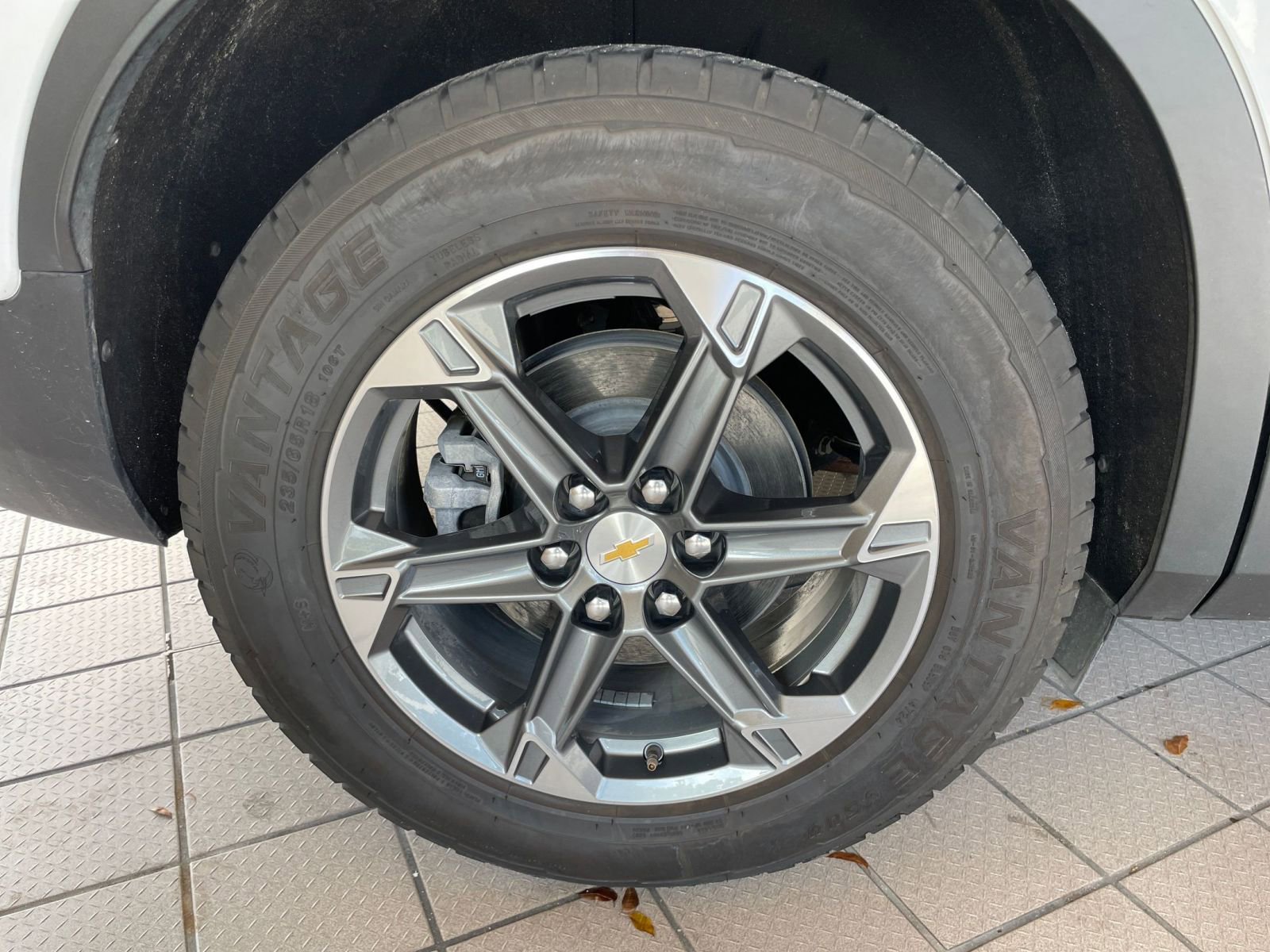 Thumbnail: 2025 Chevrolet Blazer - 30