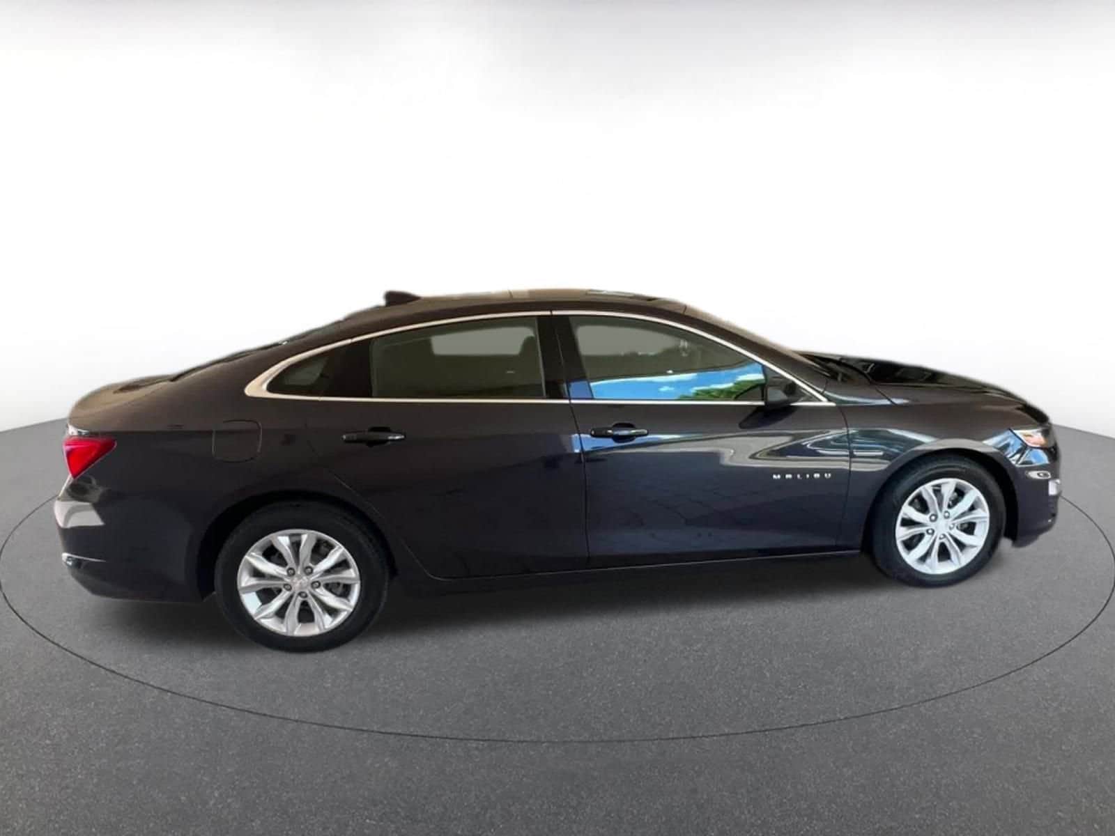 Thumbnail: 2023 Chevrolet Malibu - 16