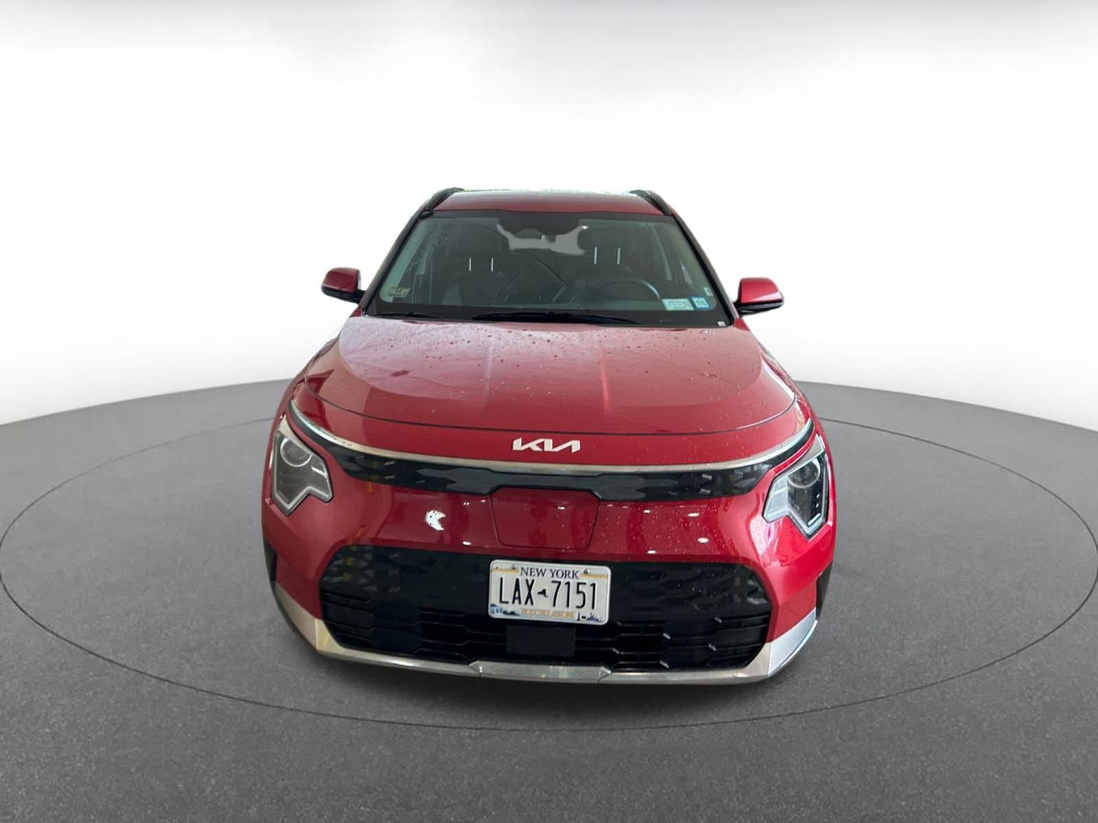 Thumbnail: 2023 Kia Niro - 2