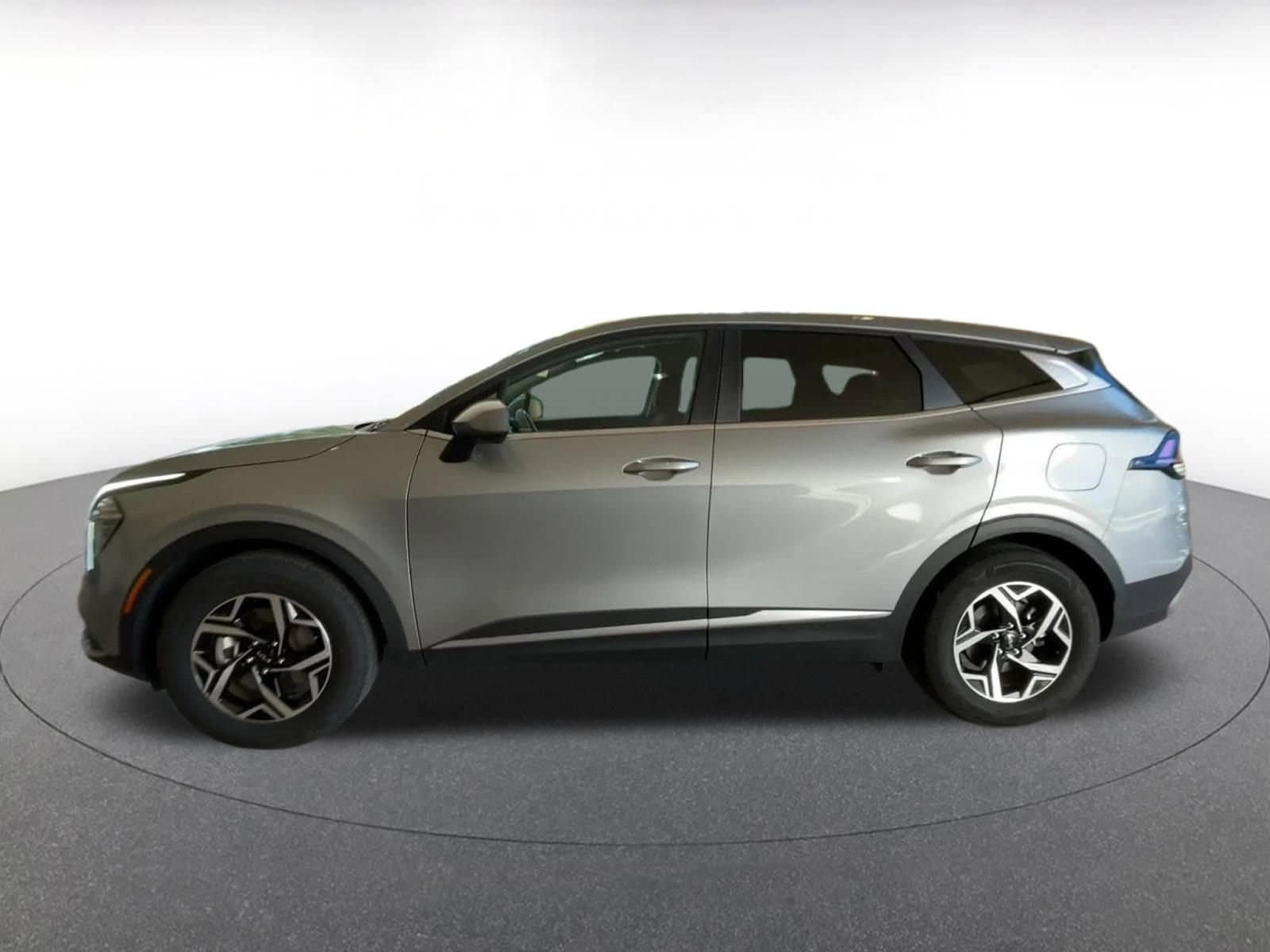 Thumbnail: 2025 Kia Sportage - 9