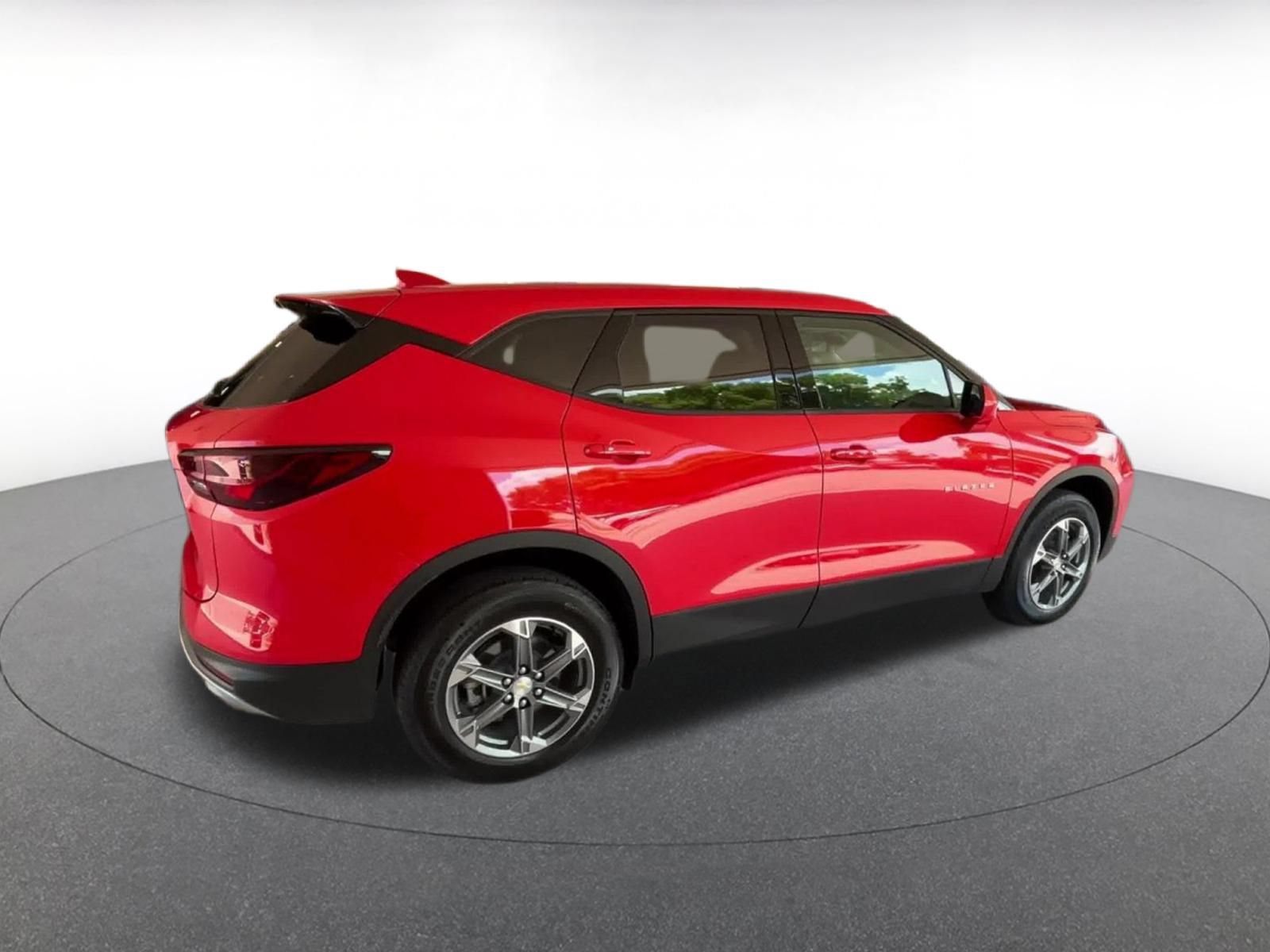 Thumbnail: 2025 Chevrolet Blazer - 14