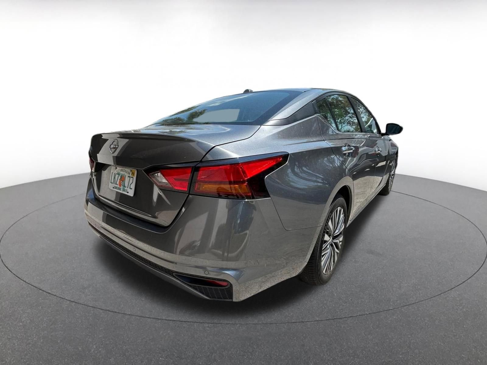 Thumbnail: 2025 Nissan Altima - 6