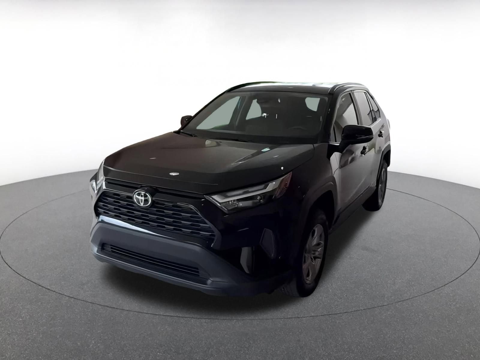 Thumbnail: 2025 Toyota RAV4 - 14