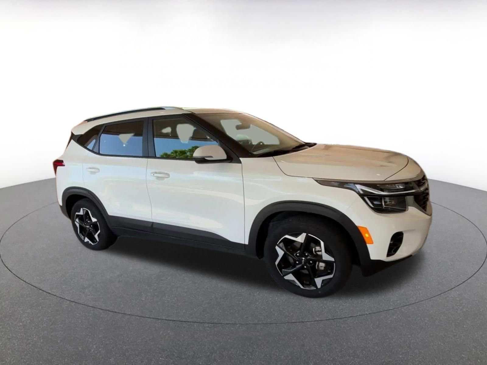 Thumbnail: 2025 Kia Seltos - 2