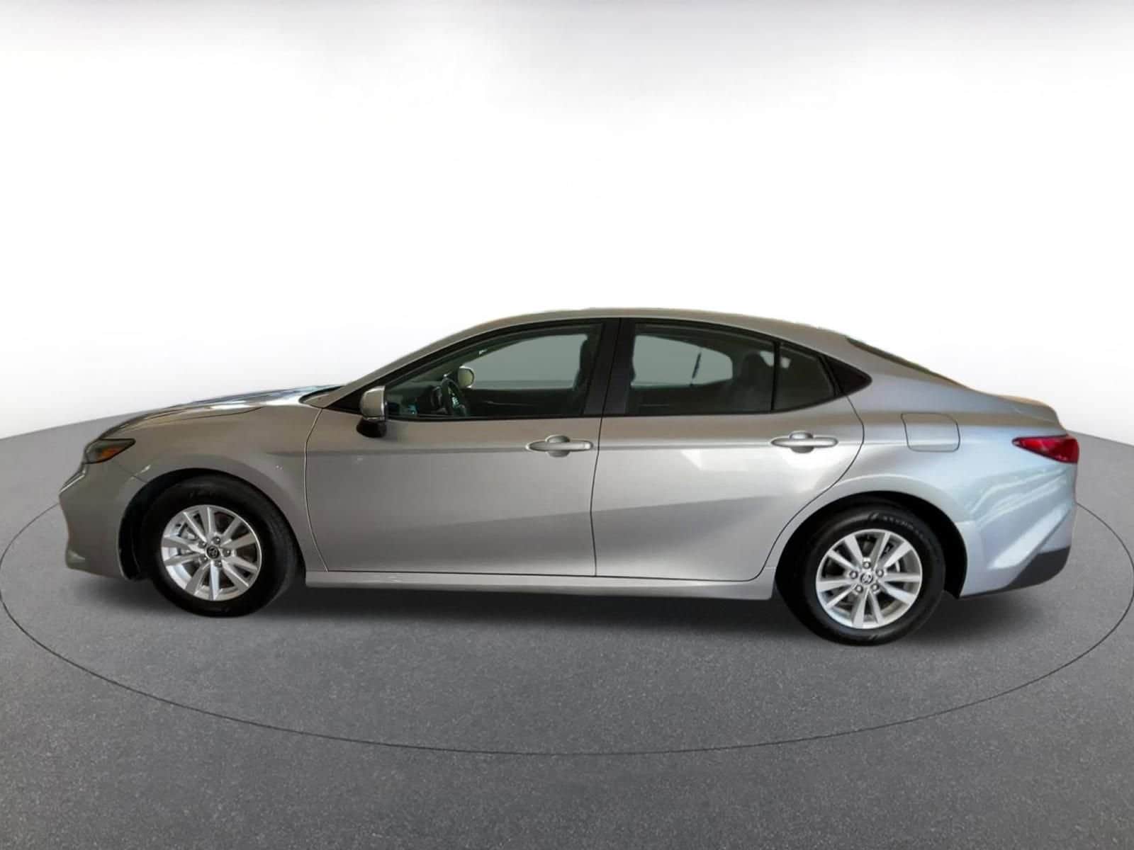 Thumbnail: 2025 Toyota Camry - 9