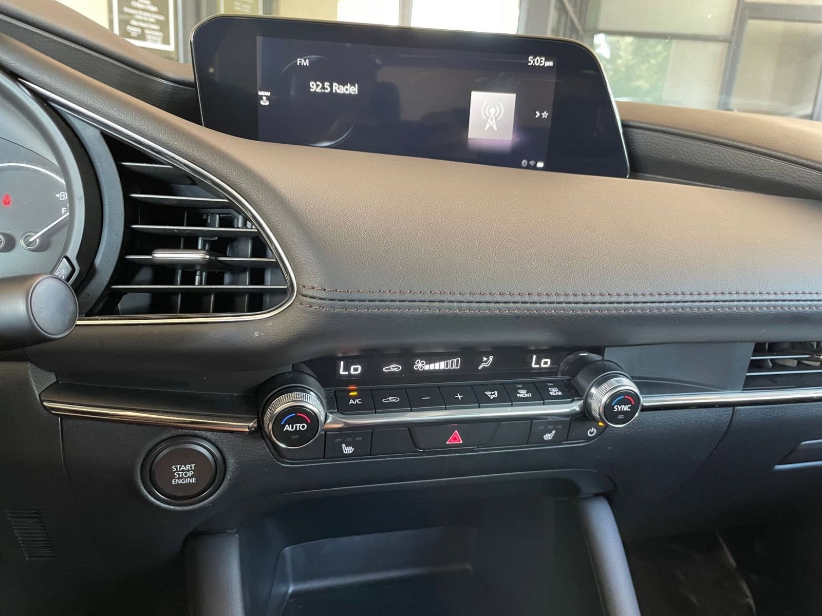 Thumbnail: 2025 Mazda Mazda3 - 18