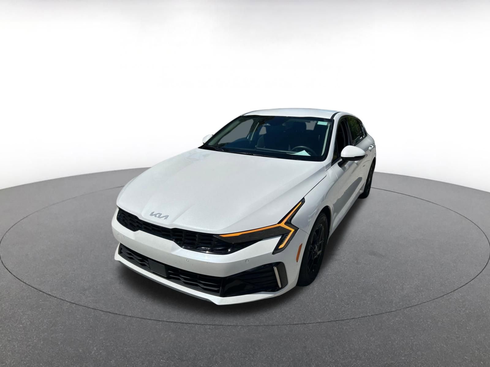 Thumbnail: 2025 Kia K5 - 4