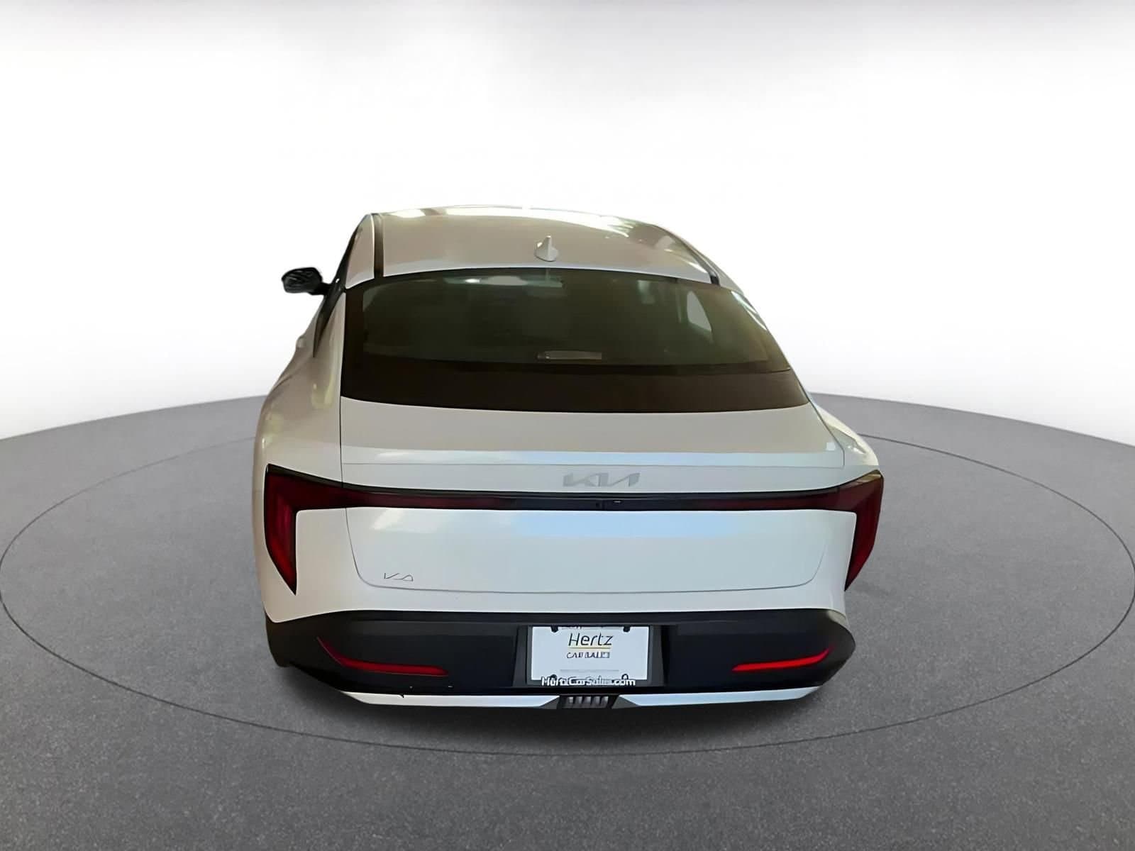 Thumbnail: 2025 Kia K4 - 10