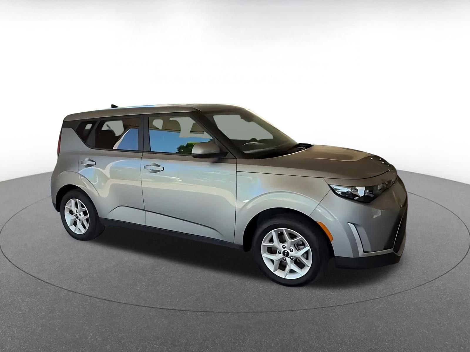 Thumbnail: 2025 Kia Soul - 2