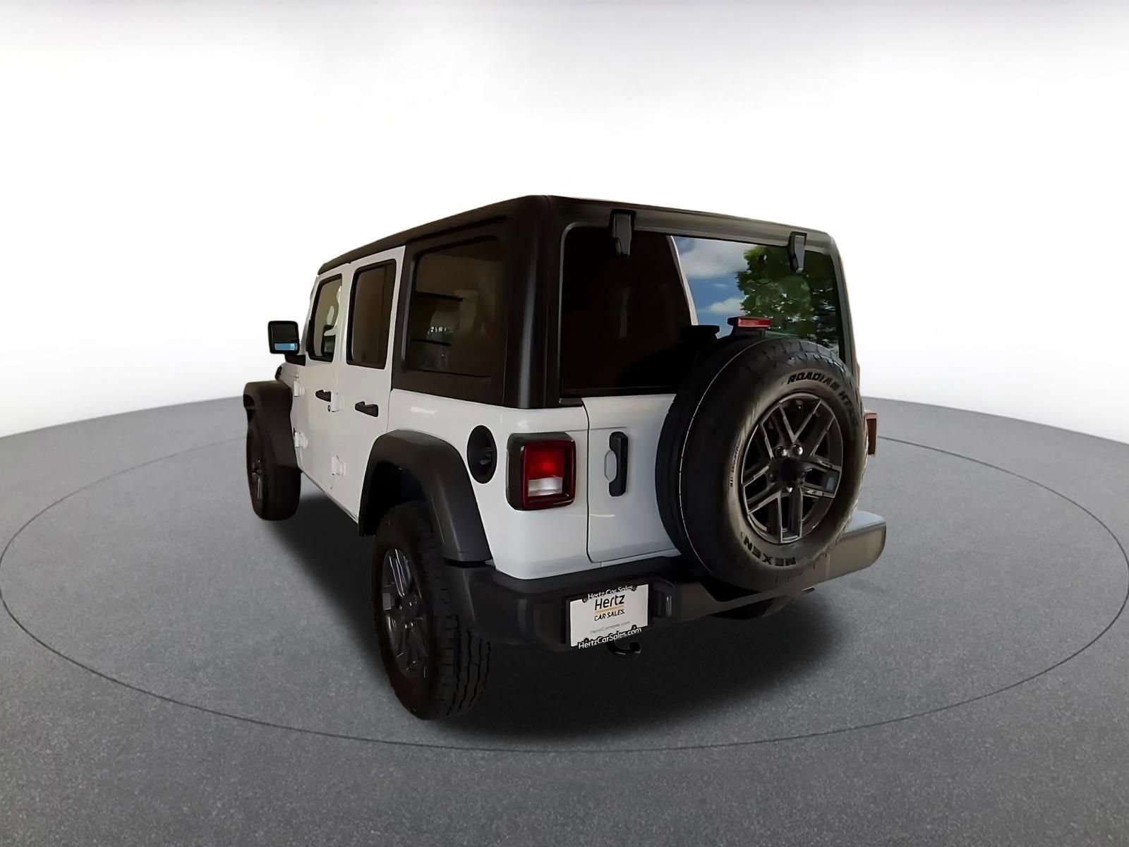Thumbnail: 2025 Jeep Wrangler - 11