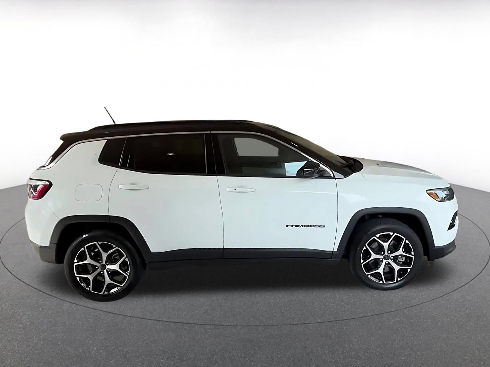 Thumbnail: 2025 Jeep Compass - 16