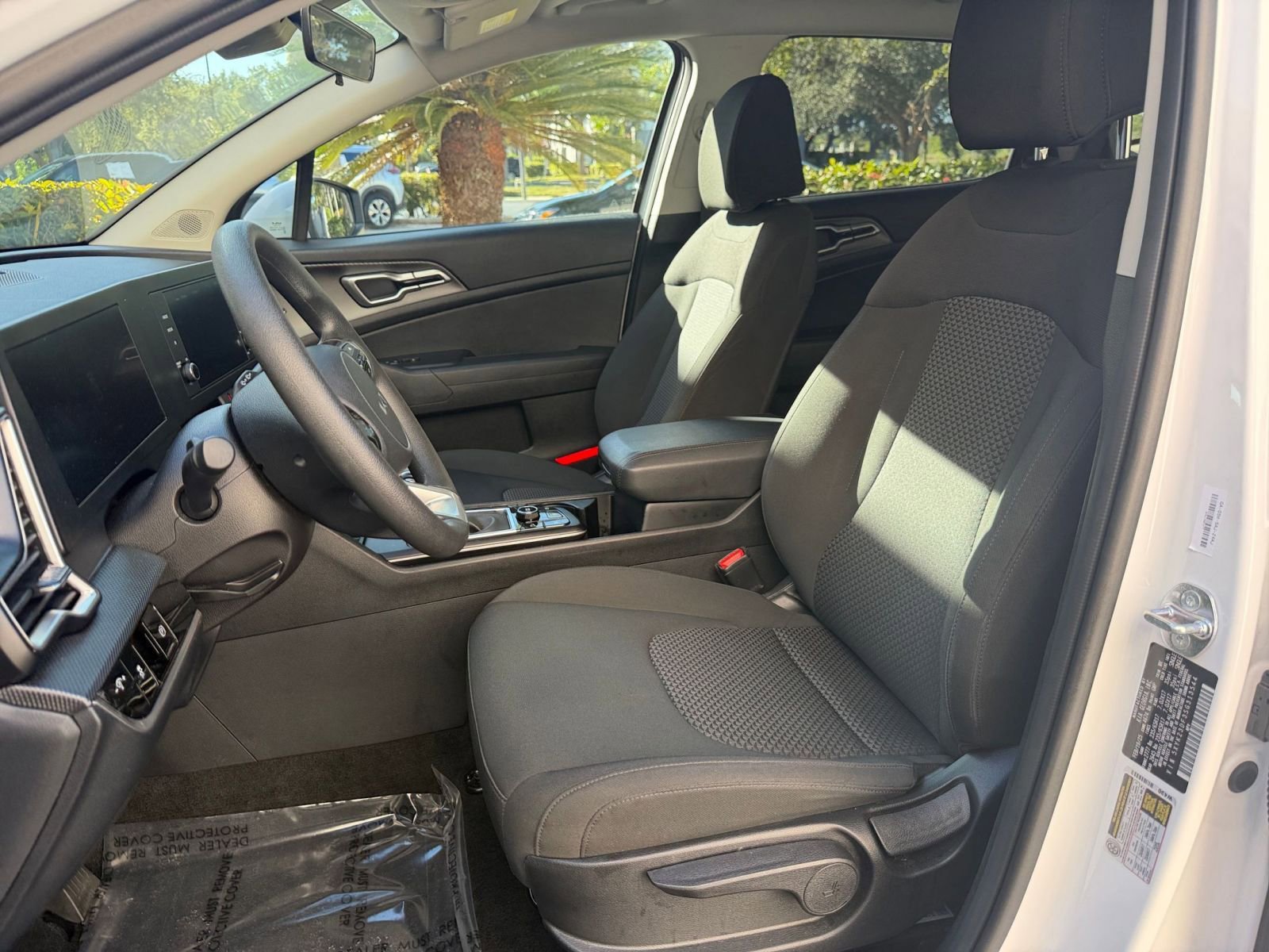 Thumbnail: 2025 Kia Sportage - 21