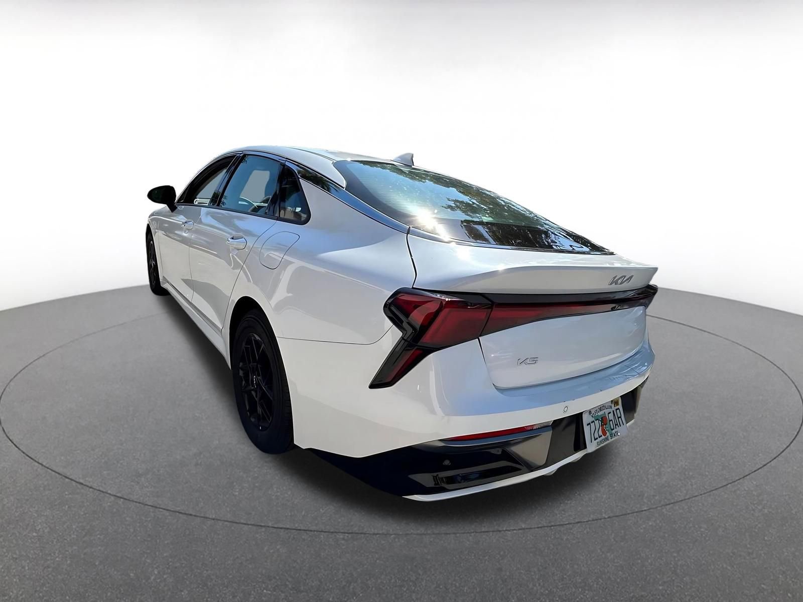 Thumbnail: 2025 Kia K5 - 5