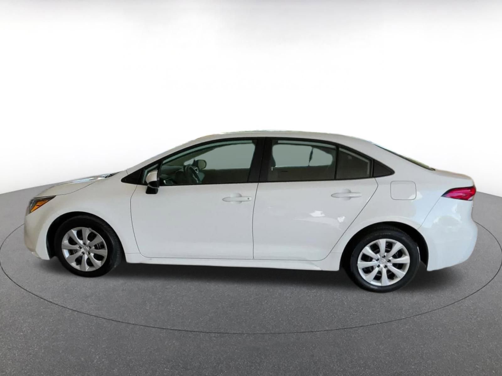 Thumbnail: 2025 Toyota Corolla - 9