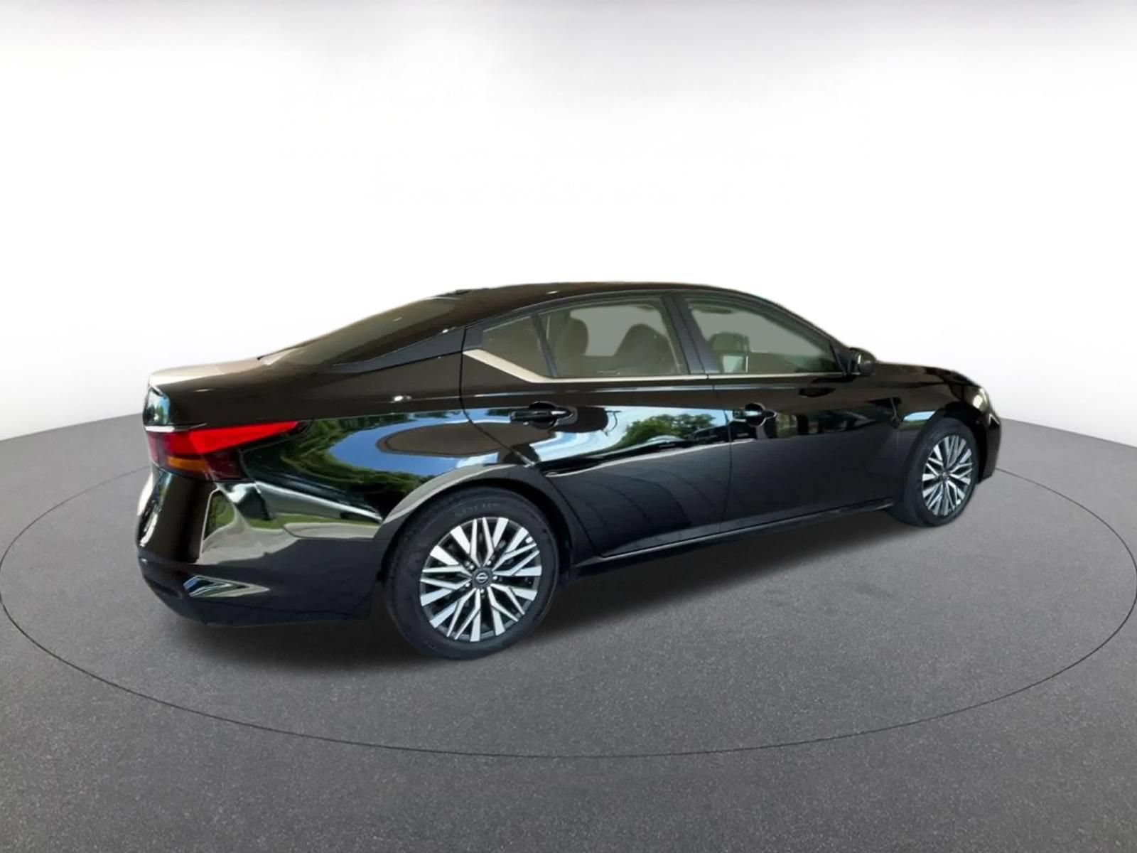 Thumbnail: 2026 Nissan Altima - 12