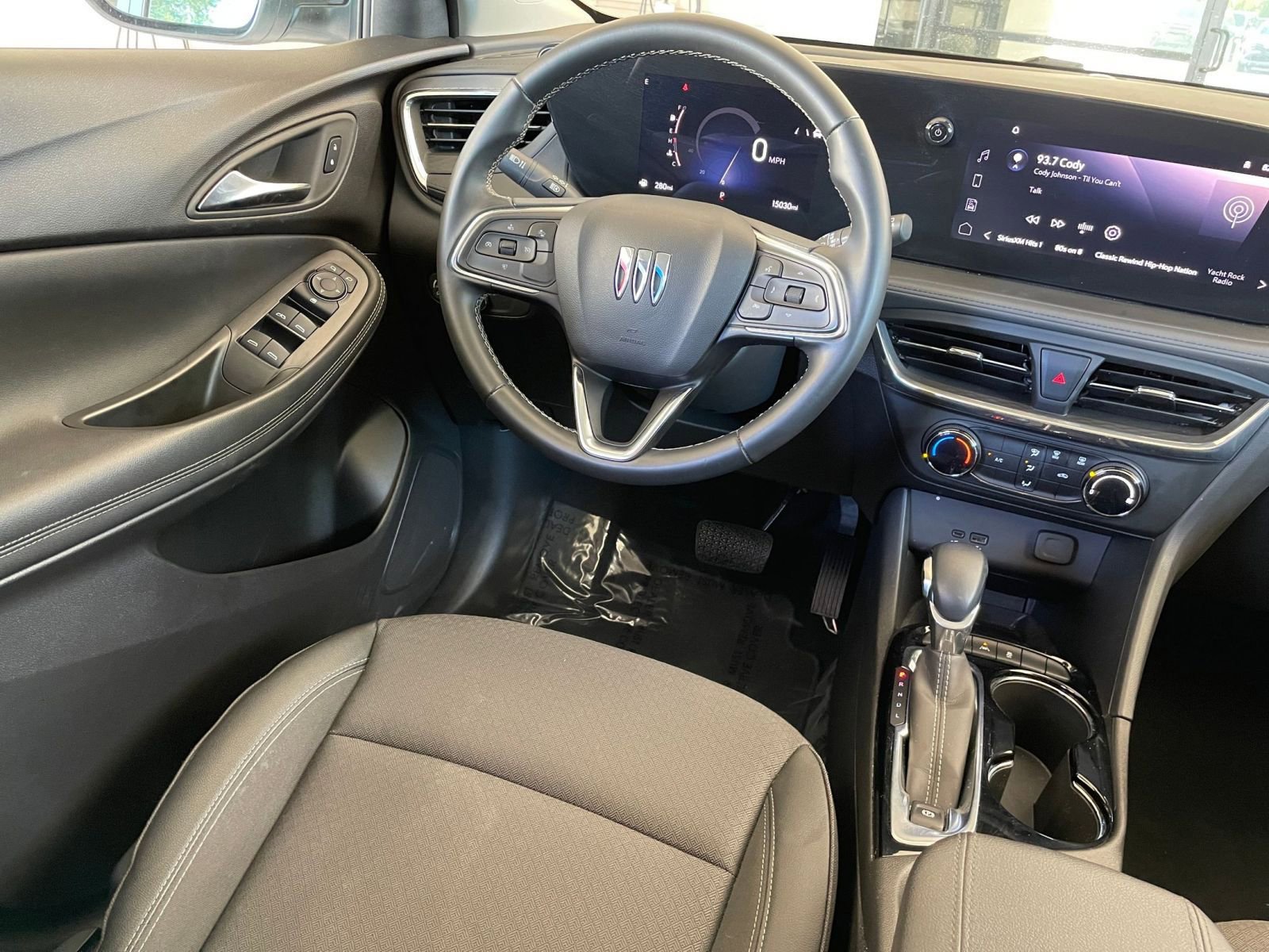 Thumbnail: 2025 Buick Encore GX - 33