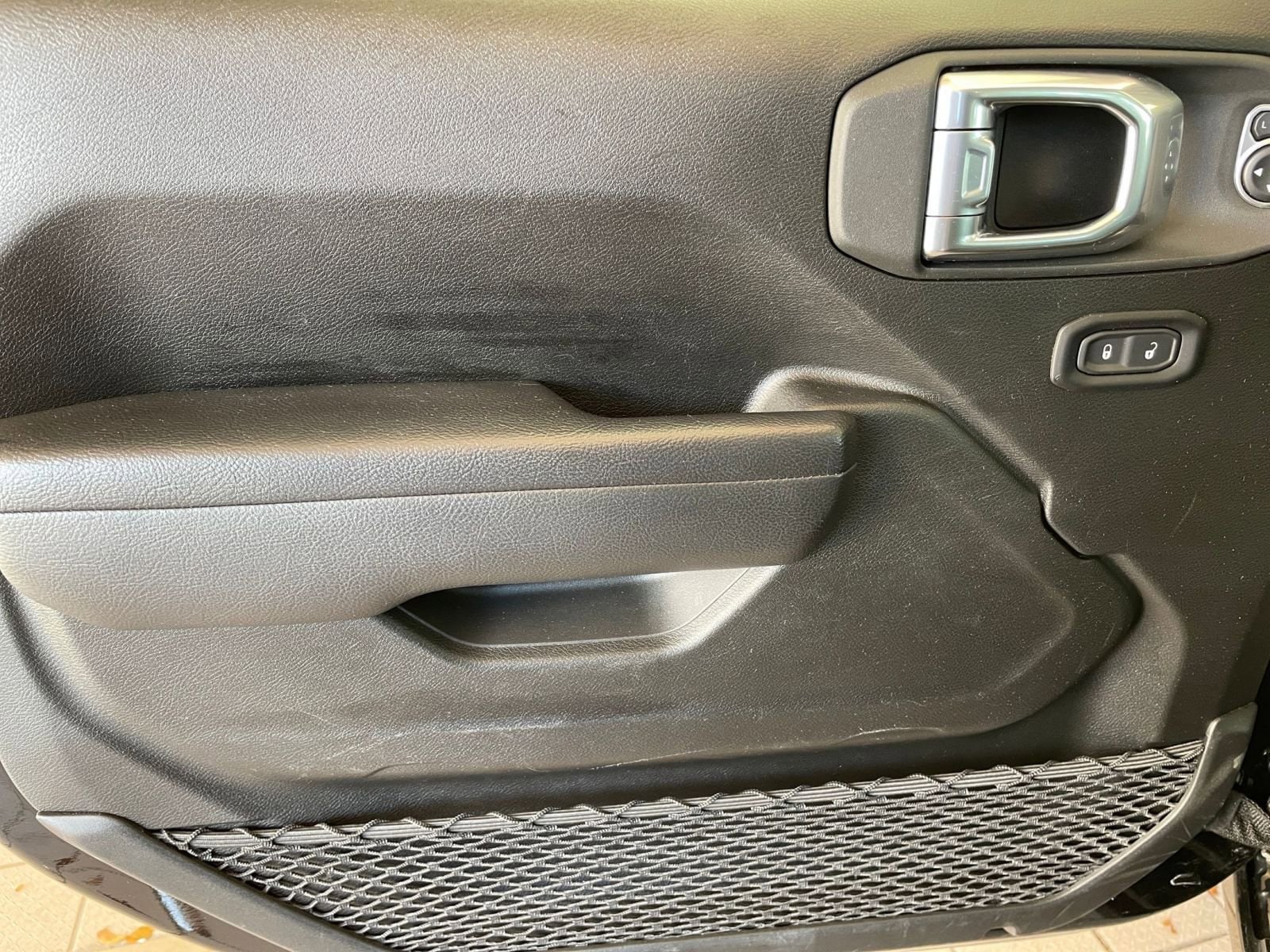 Thumbnail: 2025 Jeep Wrangler - 20