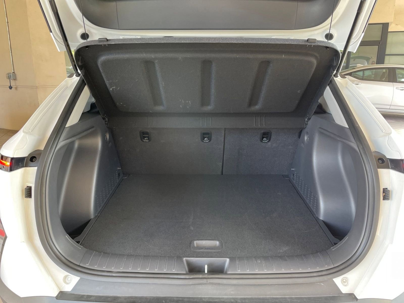 Thumbnail: 2025 Hyundai Kona - 32