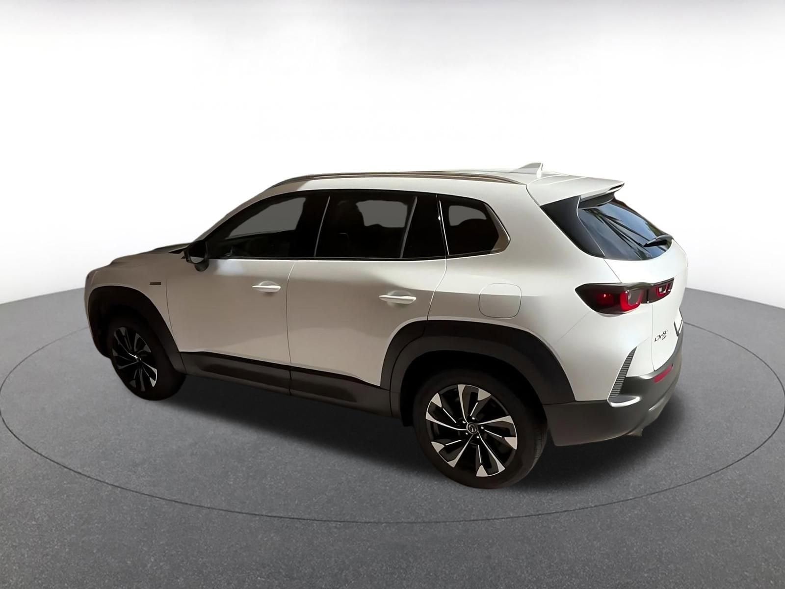 Thumbnail: 2025 Mazda CX-50 - 10