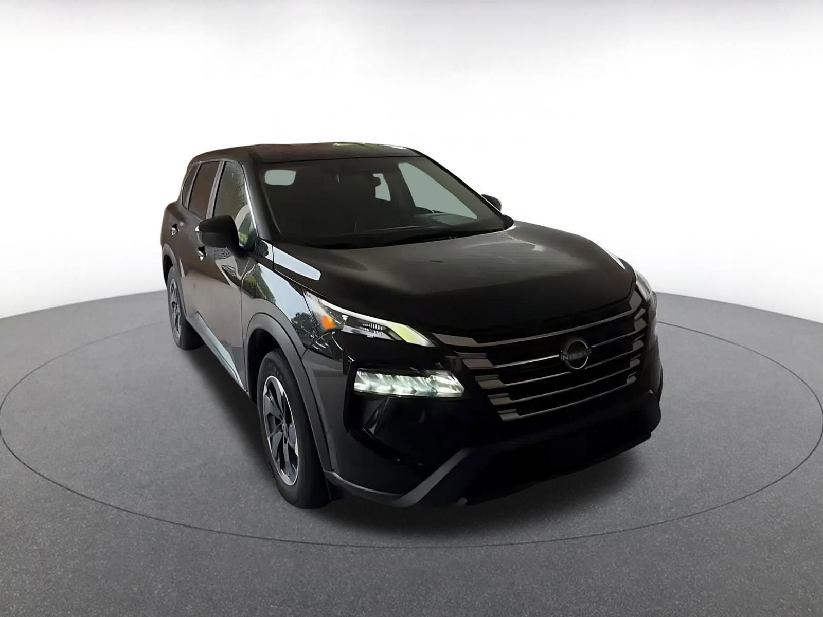 Thumbnail: 2025 Nissan Rogue - 3