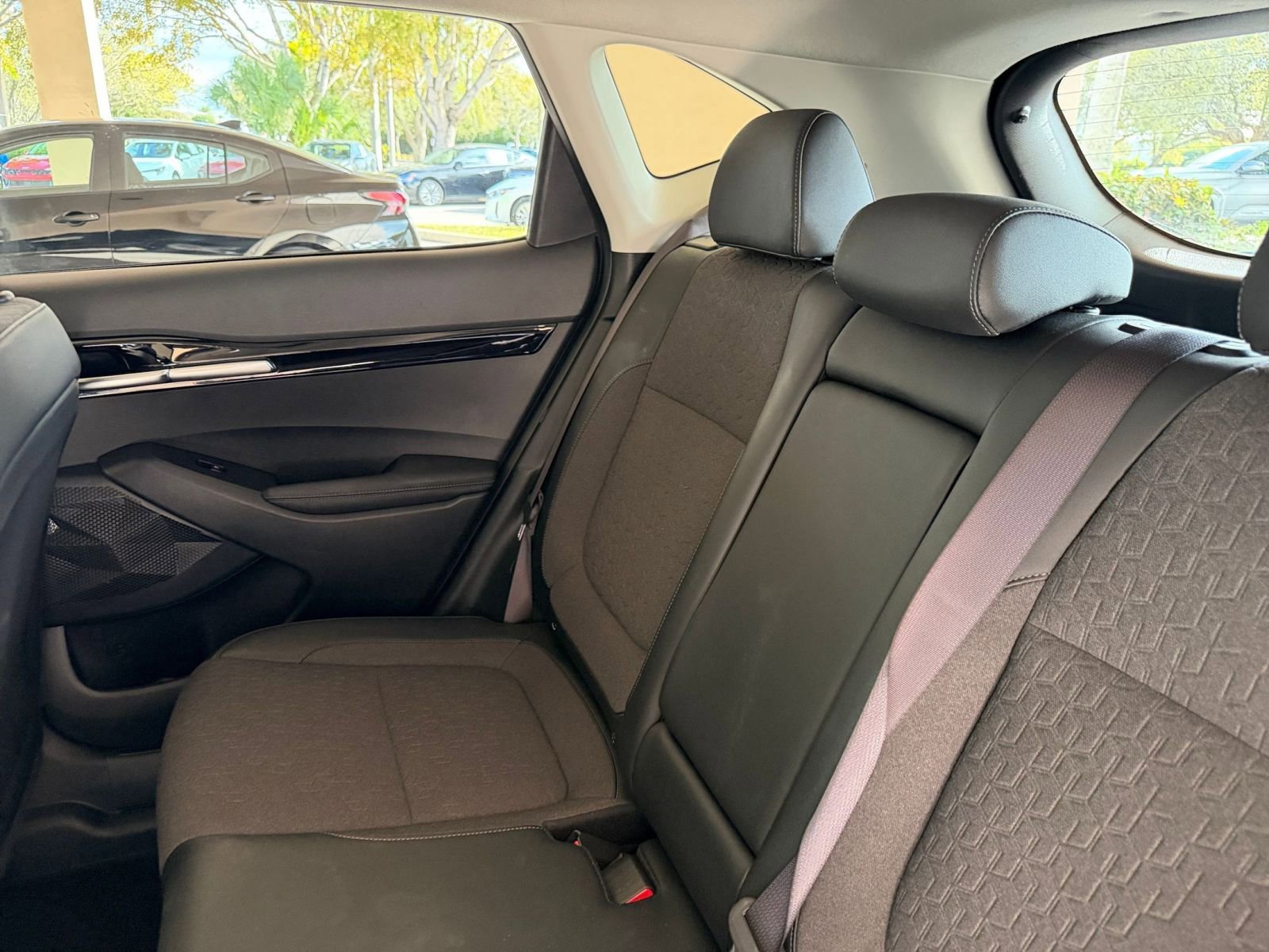 Thumbnail: 2025 Kia Seltos - 34