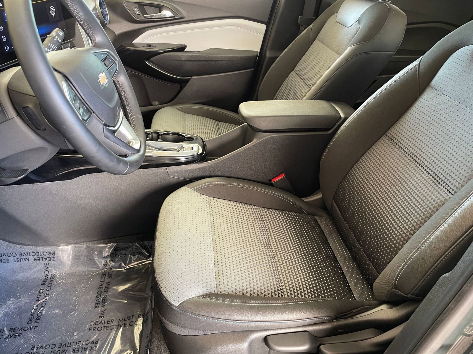 Thumbnail: 2025 Chevrolet Trax - 24