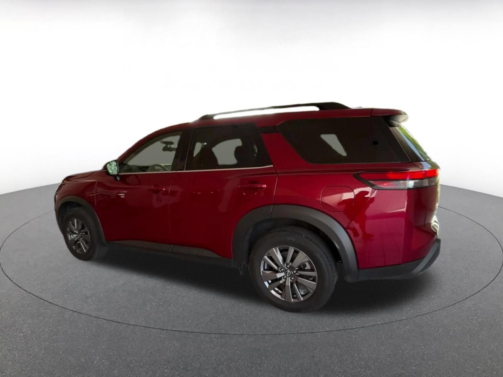 Thumbnail: 2025 Nissan Pathfinder - 9
