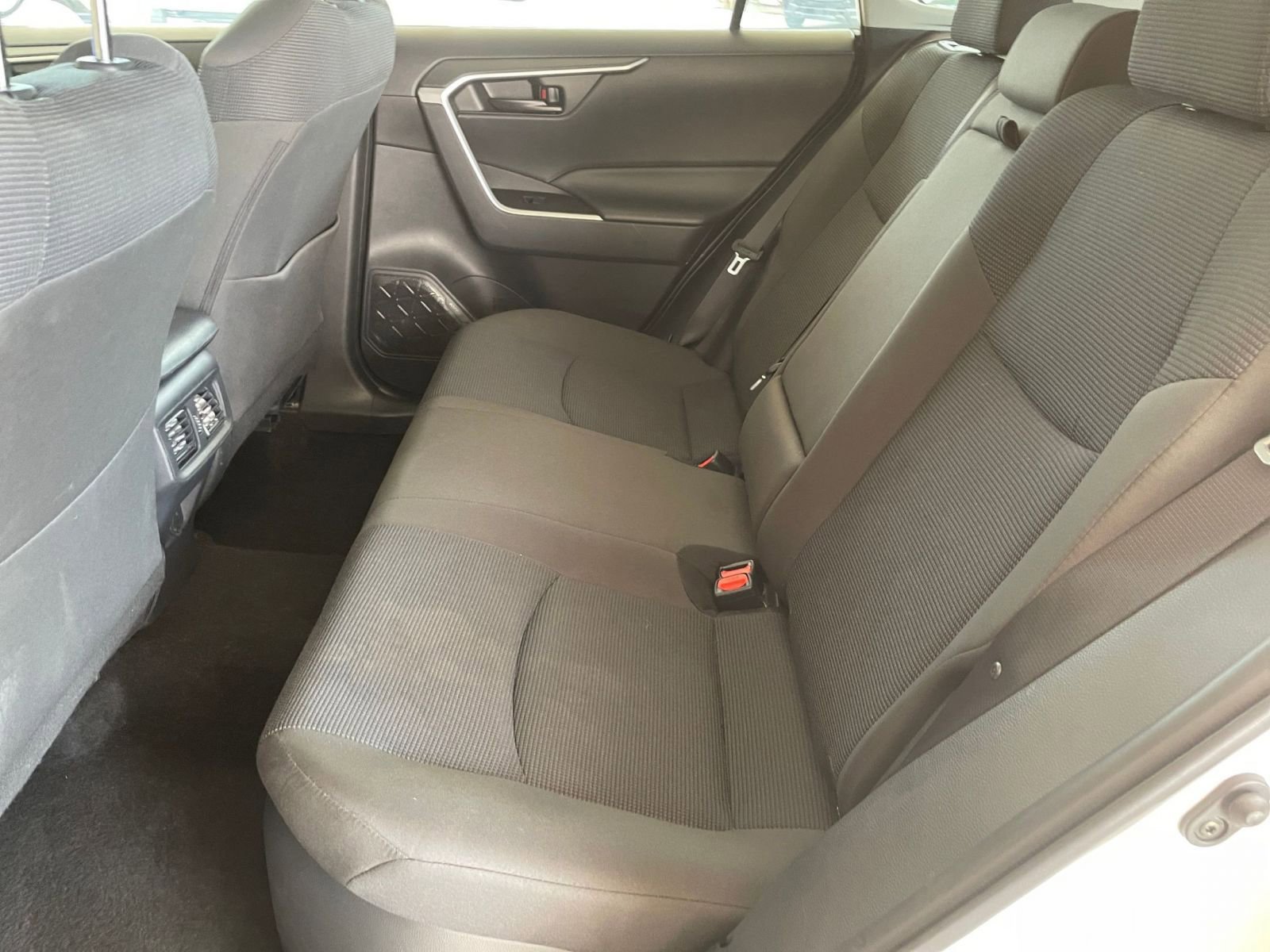 Thumbnail: 2025 Toyota RAV4 - 23