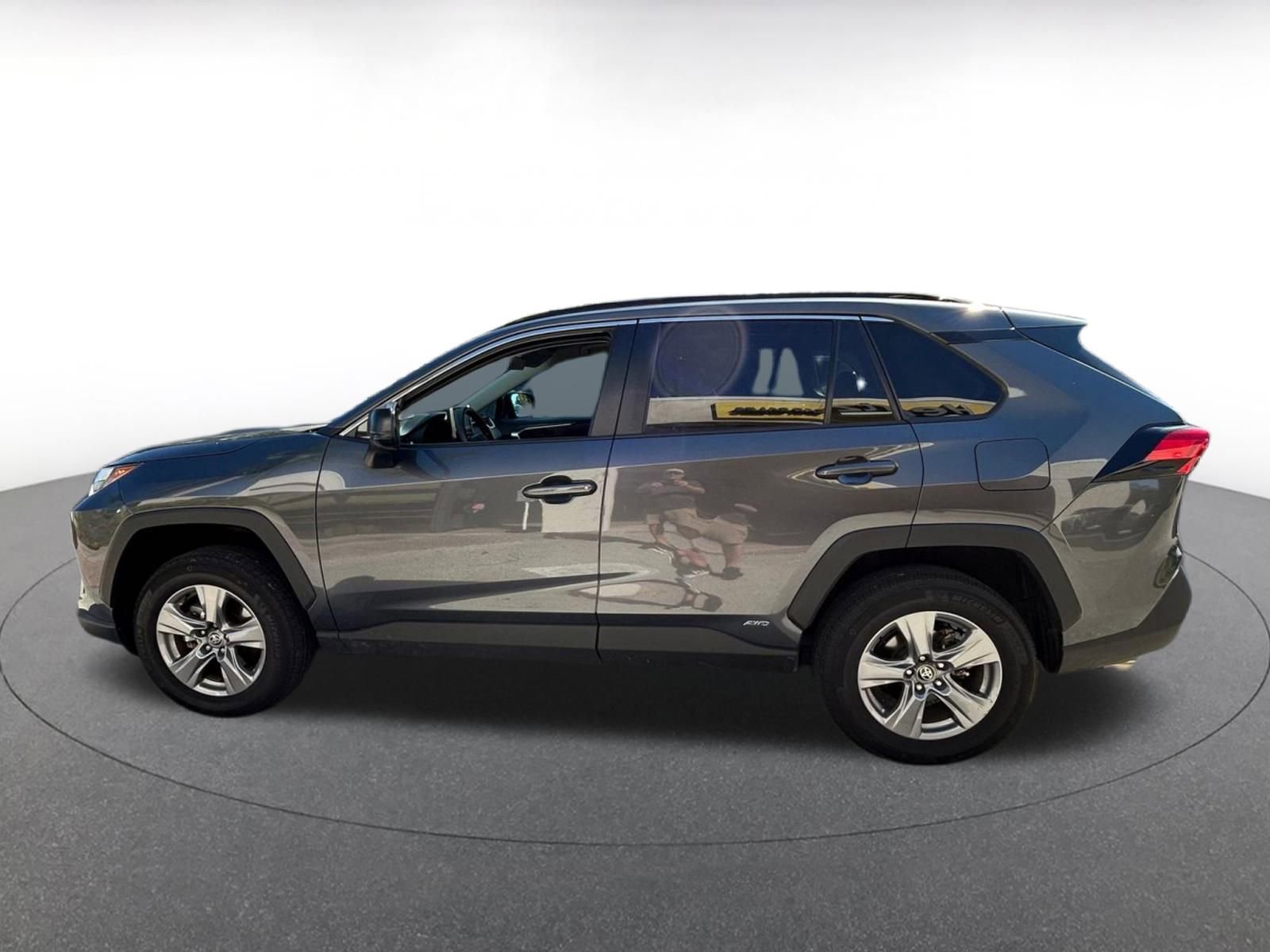 Thumbnail: 2025 Toyota RAV4 - 11