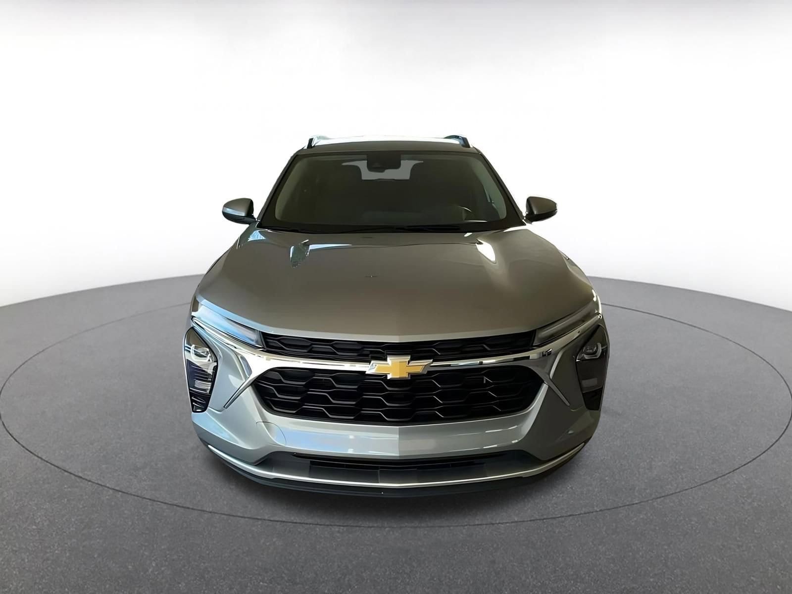 Thumbnail: 2025 Chevrolet Trax - 4