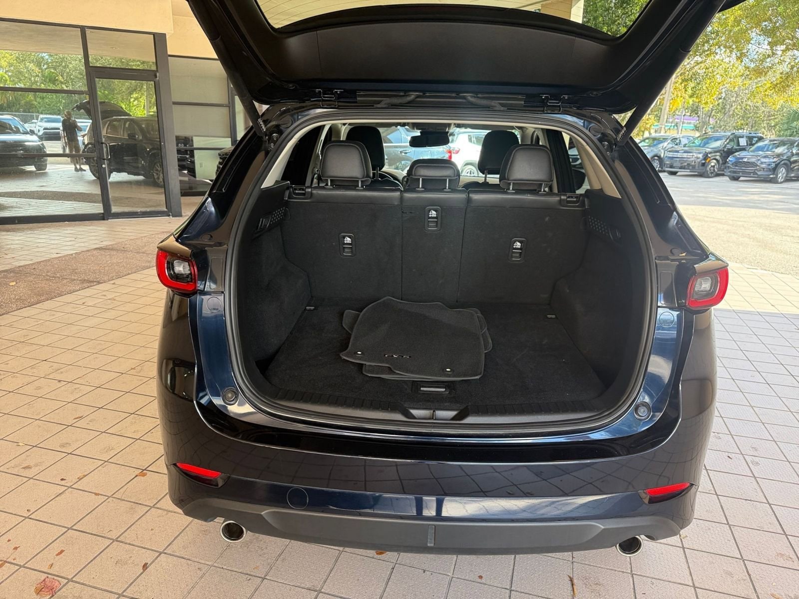 Thumbnail: 2025 Mazda CX-5 - 24