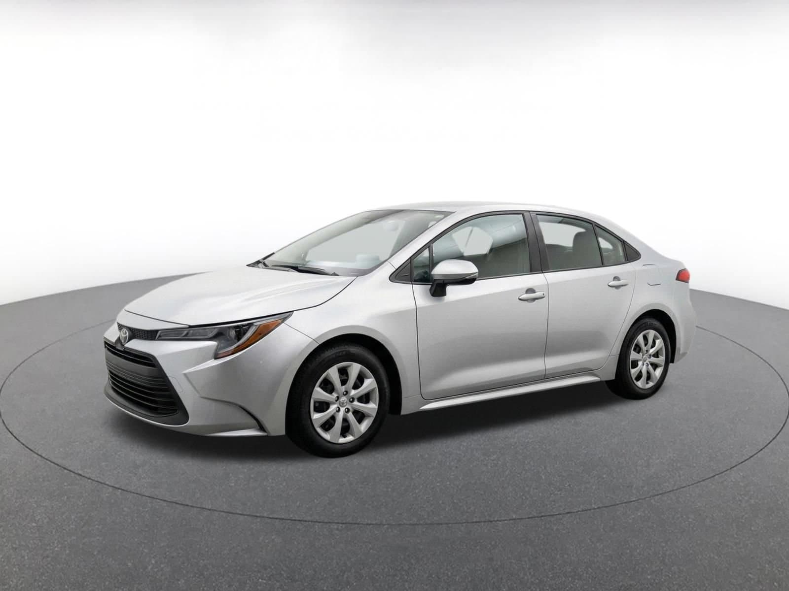 Thumbnail: 2025 Toyota Corolla - 8