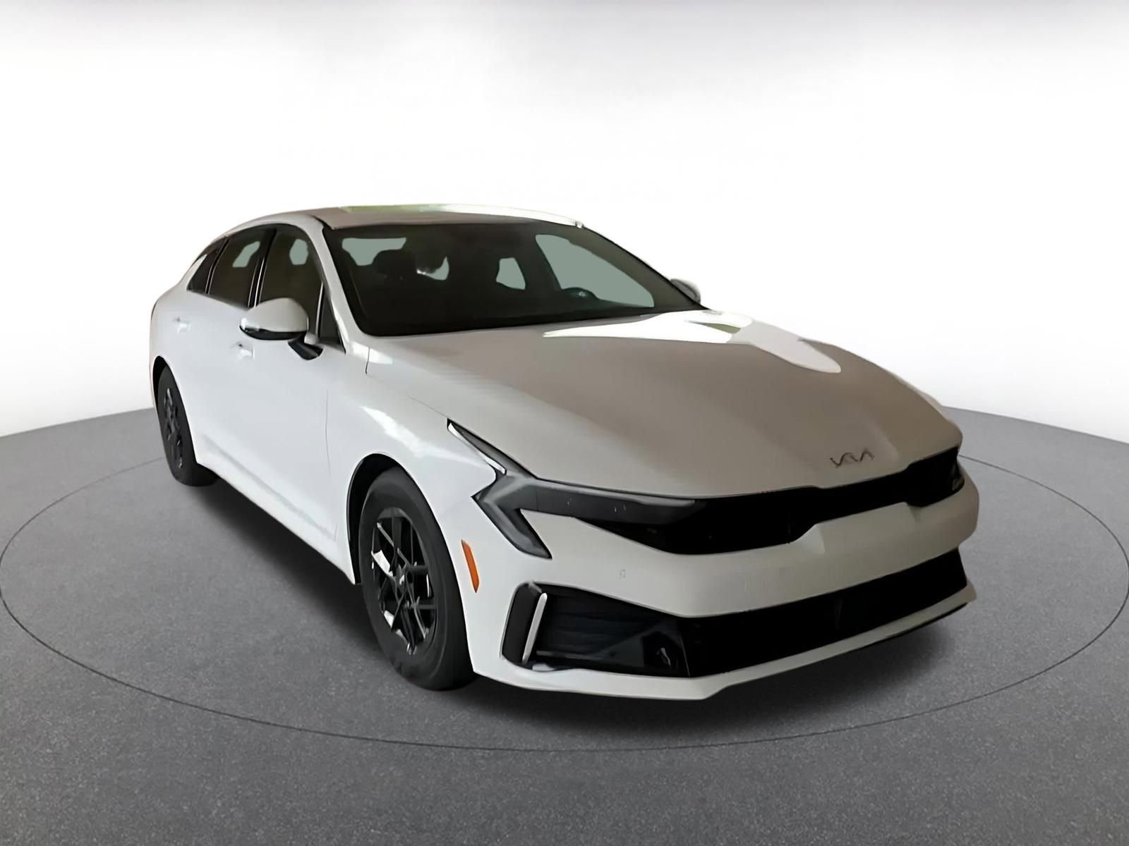 Thumbnail: 2025 Kia K5 - 3