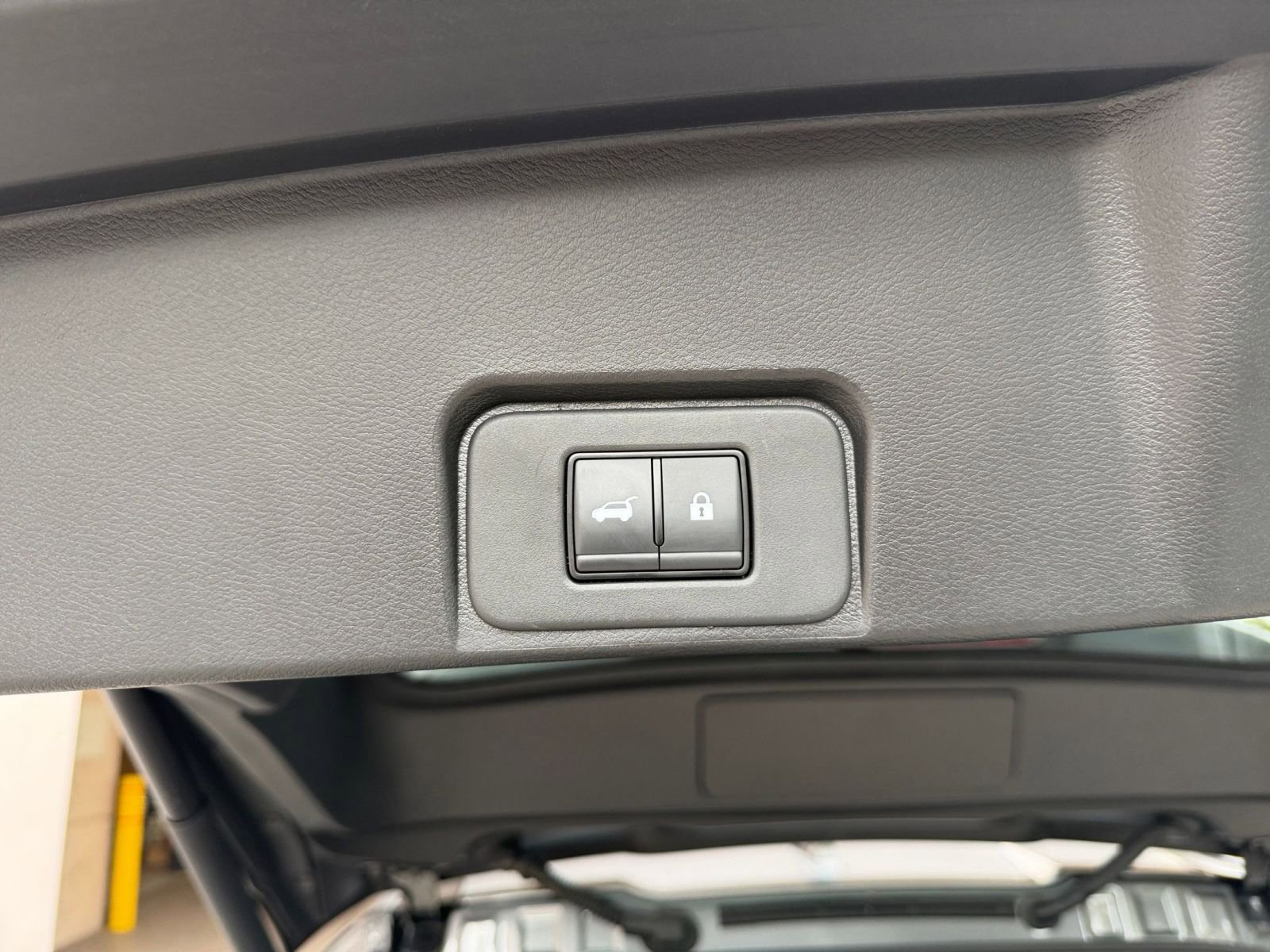 Thumbnail: 2025 Nissan Rogue - 23