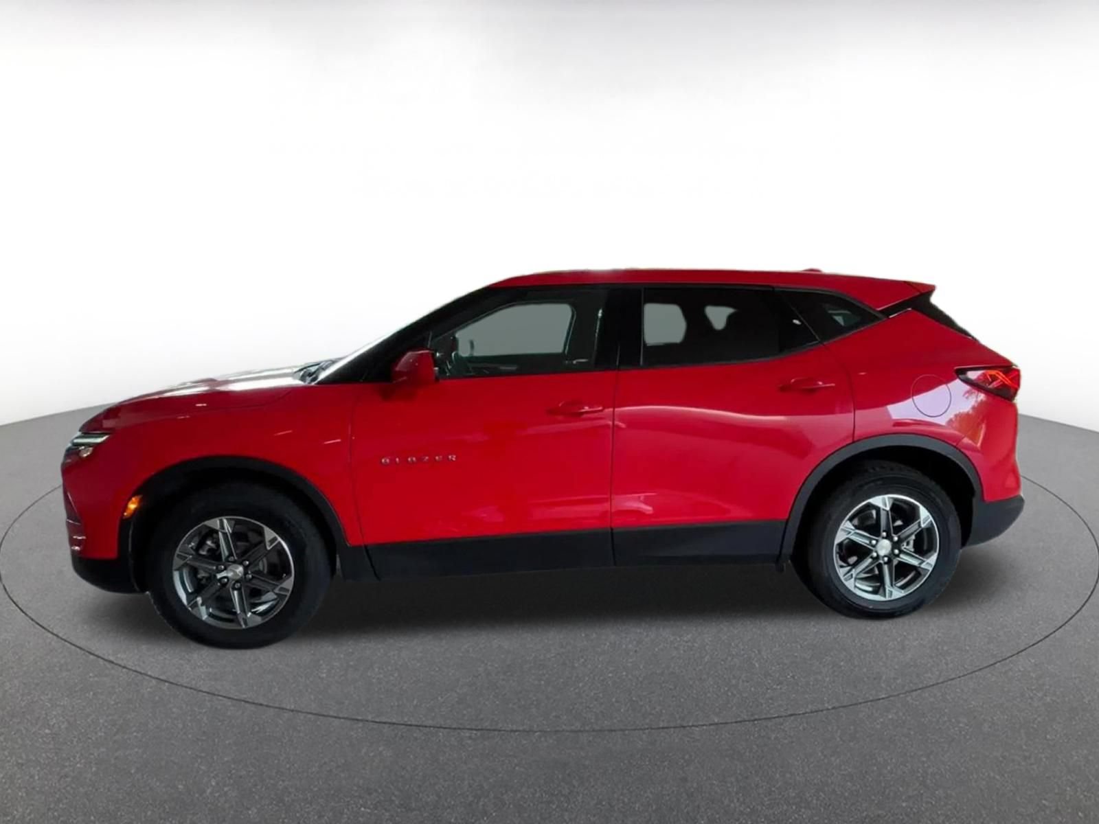 Thumbnail: 2025 Chevrolet Blazer - 8