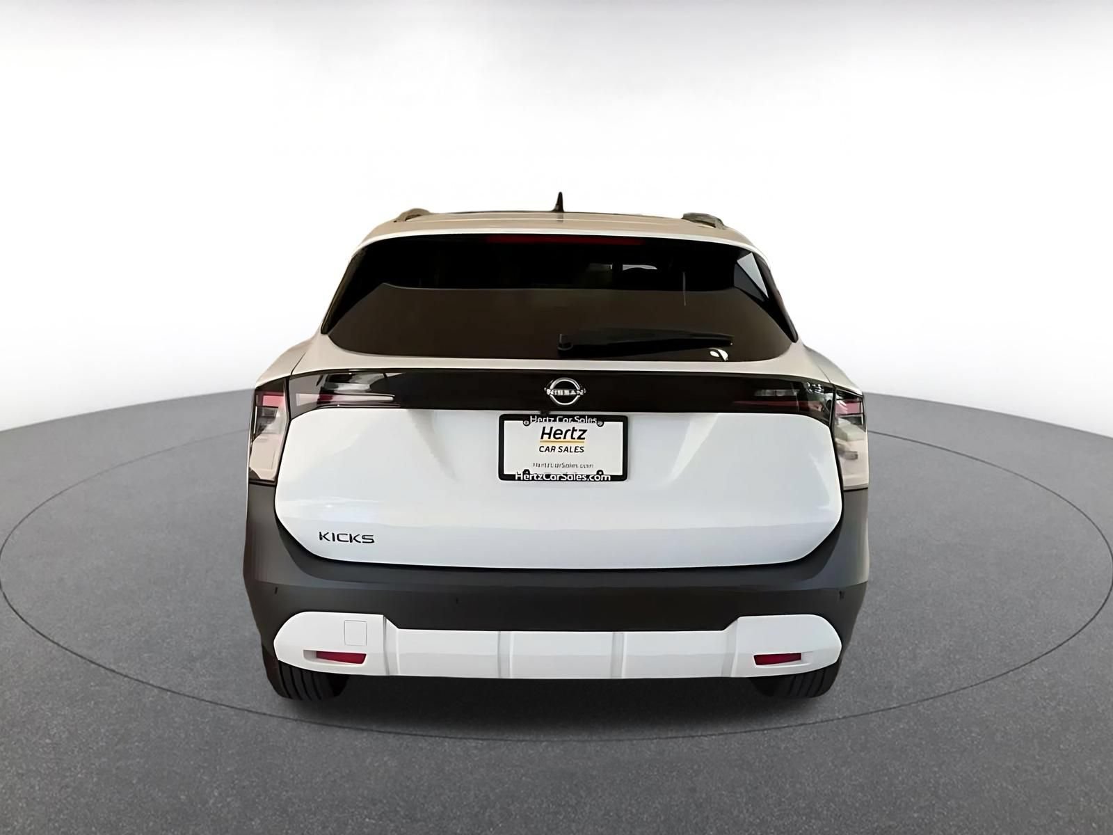 Thumbnail: 2026 Nissan Kicks - 12