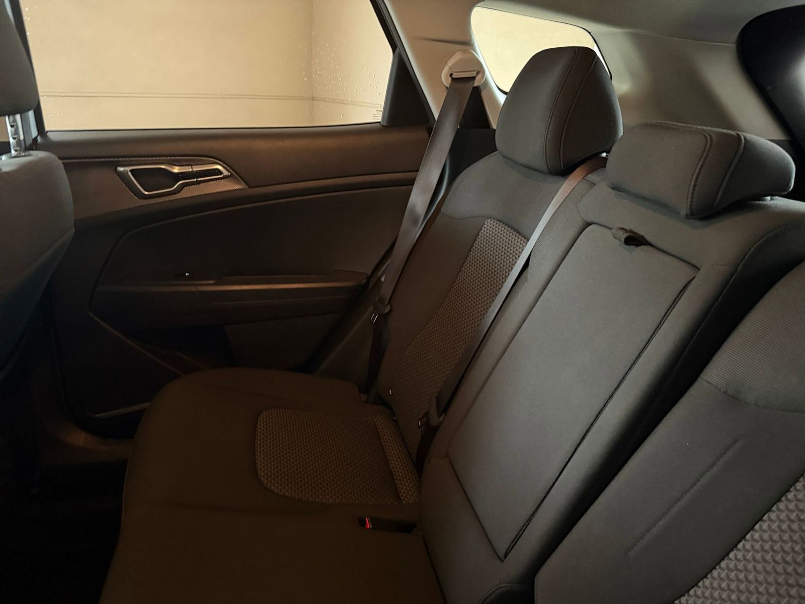 Thumbnail: 2025 Kia Sportage - 34