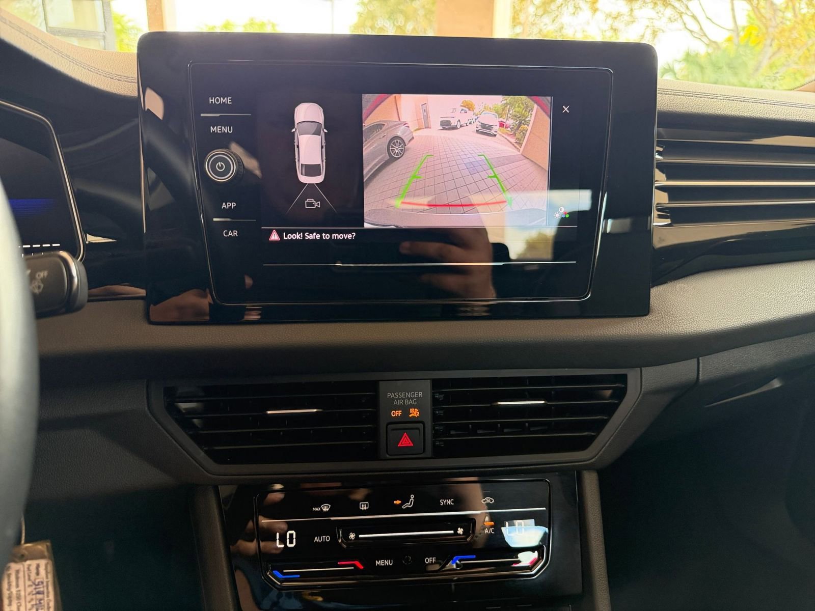 Thumbnail: 2025 Volkswagen Jetta - 17