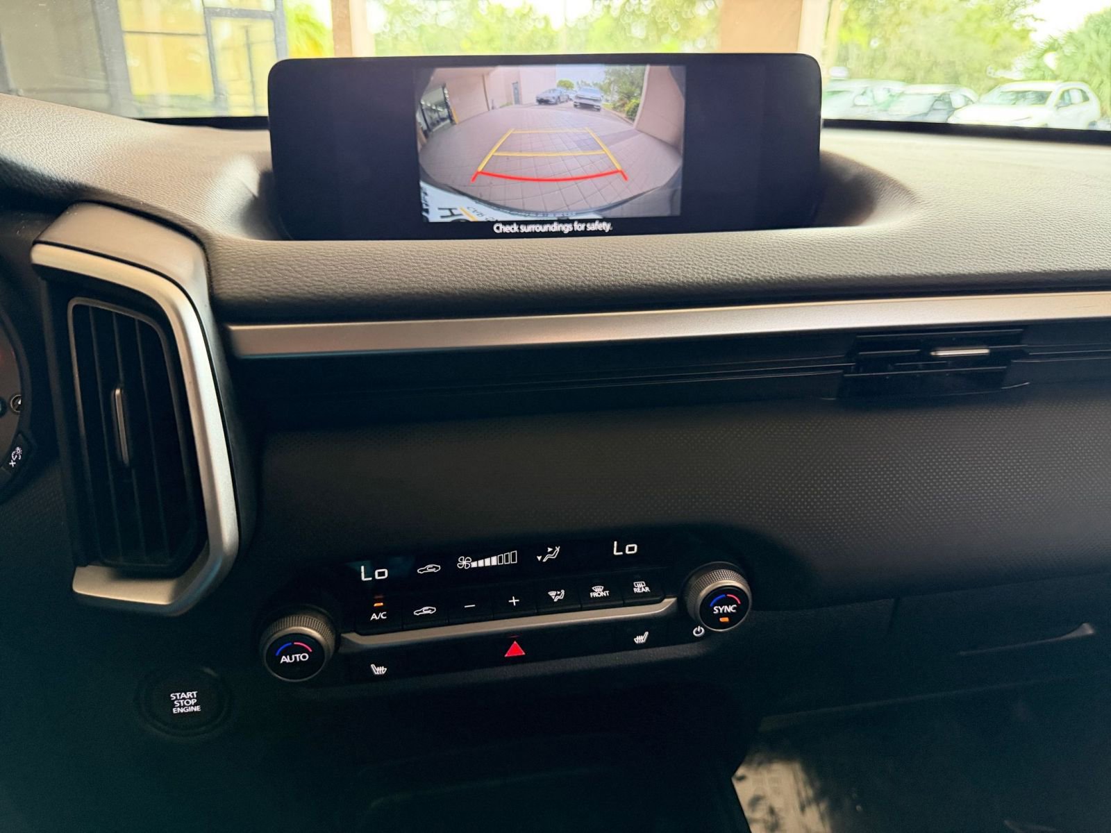 Thumbnail: 2025 Mazda CX-50 - 17